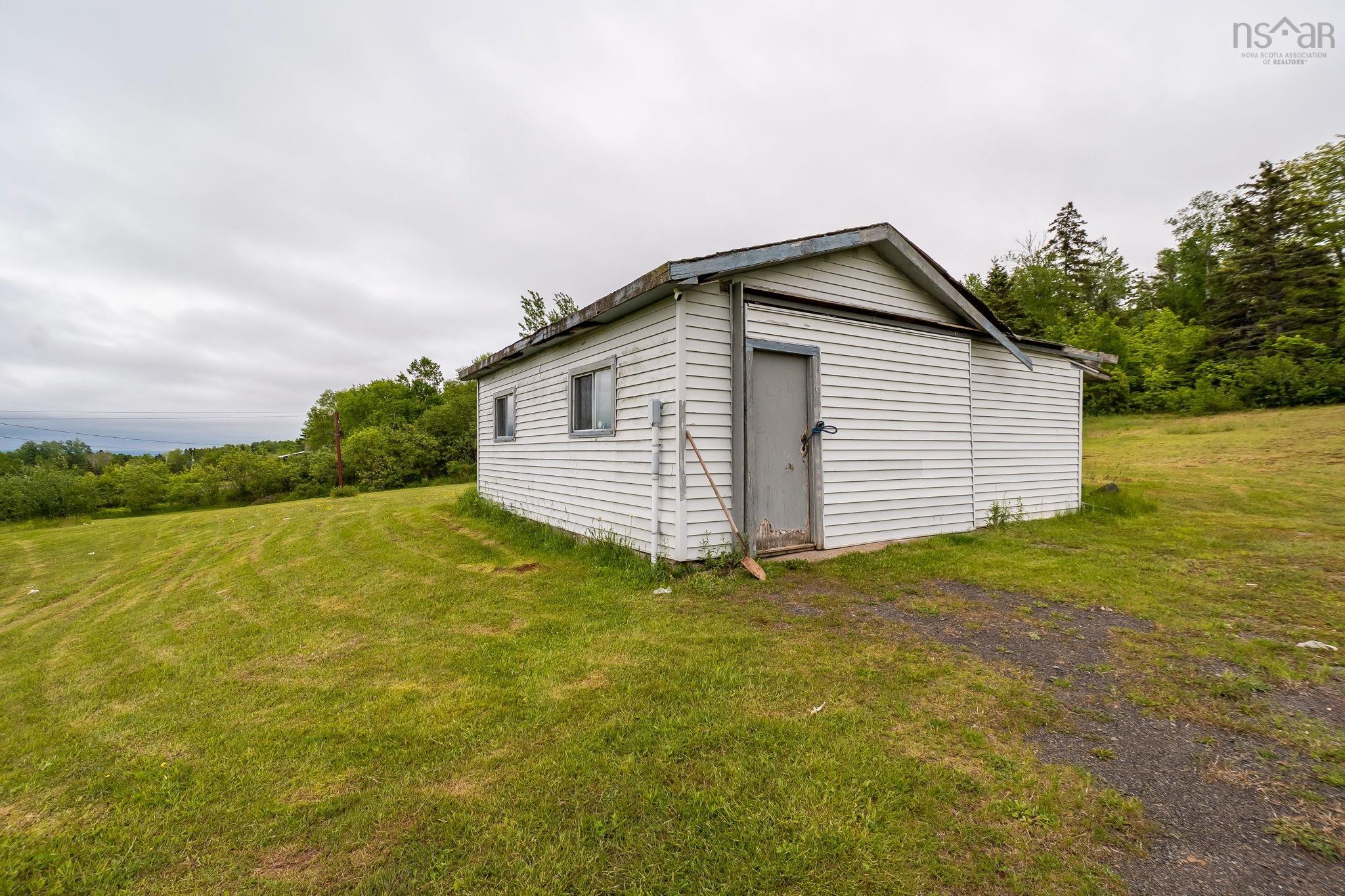 $289,900.00: 1478 Highway 215, Tennecape