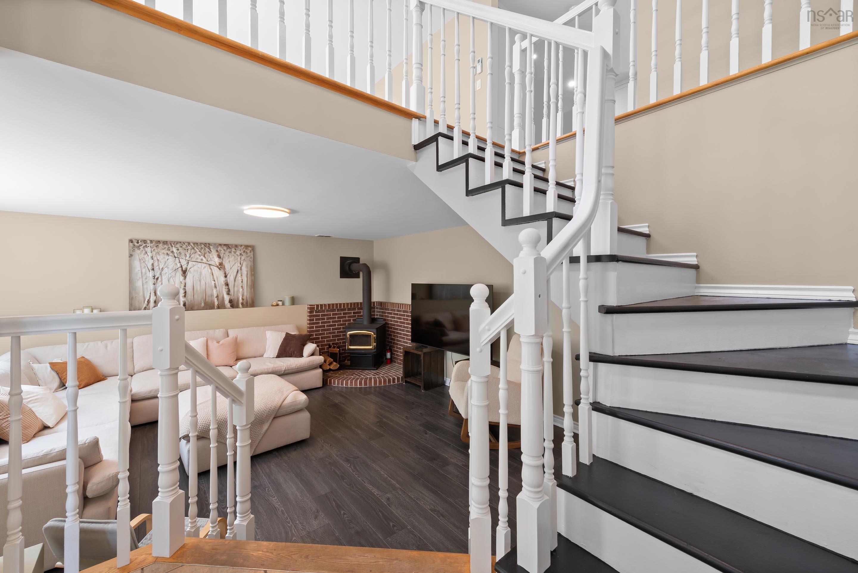 90 Leeward Avenue, Hammonds Plains, NS (MLS 202614757)