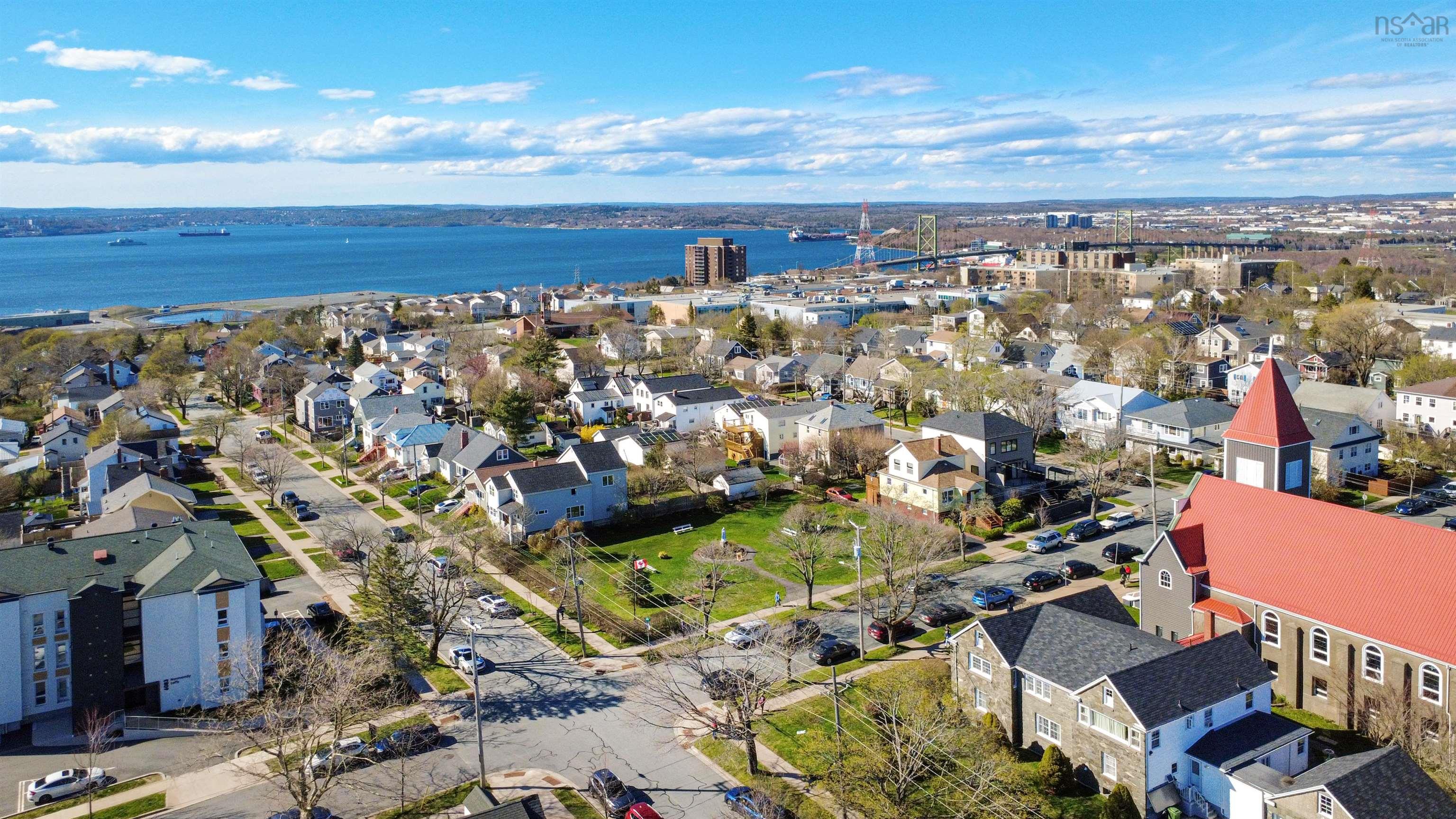 $579,000.00: 3667 High Street, Halifax Regional Municipality