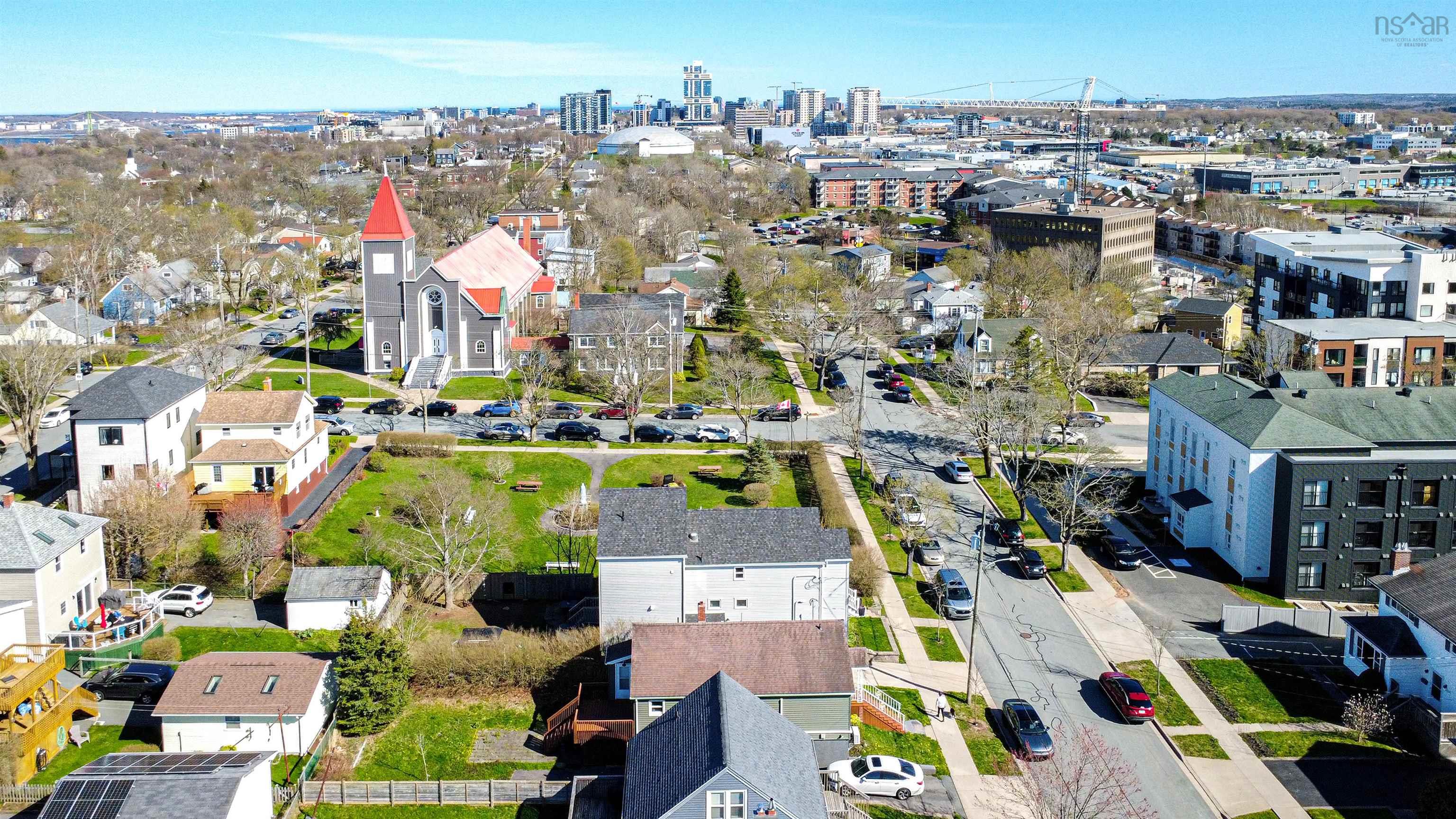 $579,000.00: 3667 High Street, Halifax Regional Municipality