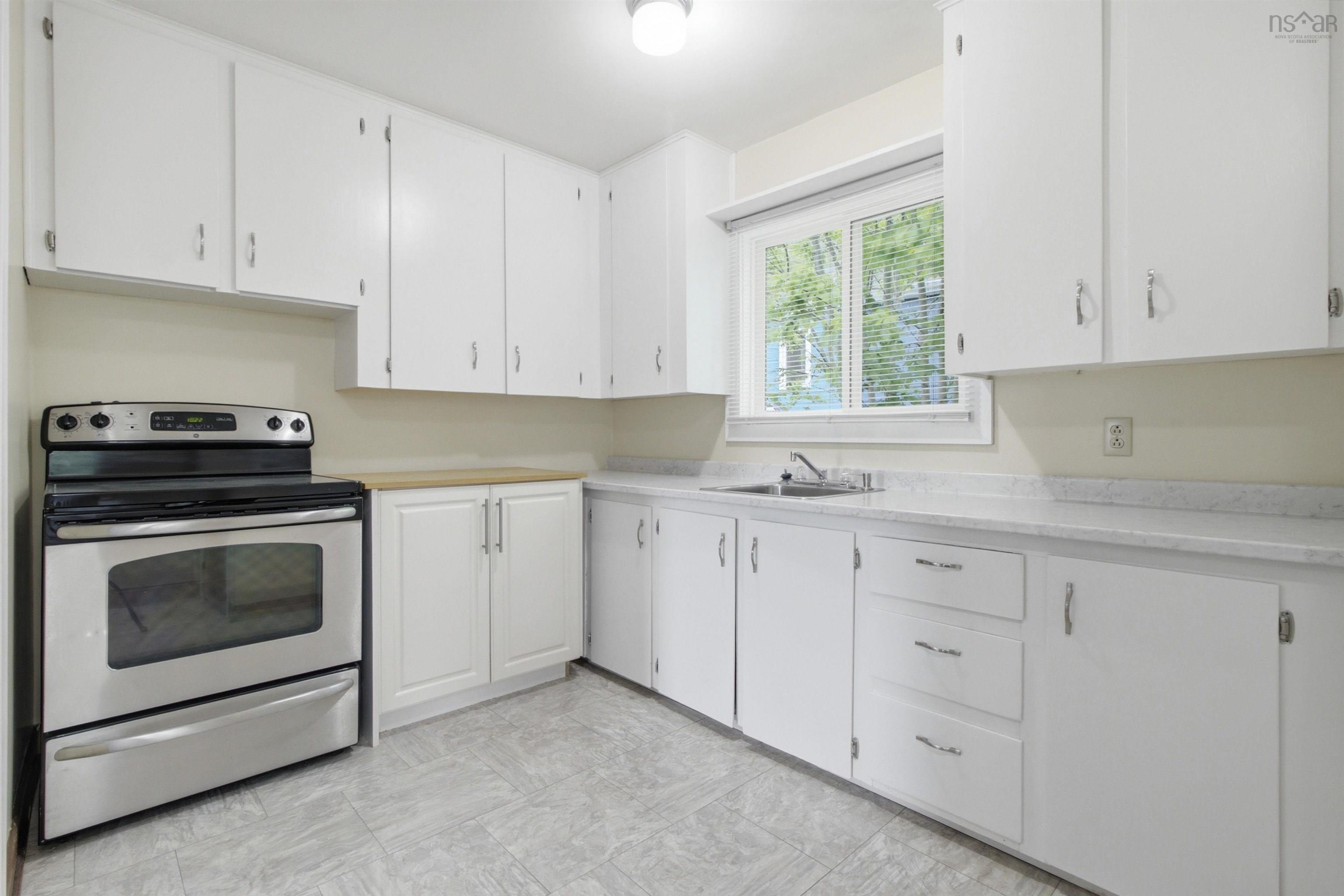 6 Pembrooke Street, Waverley, NS (MLS 202614764)