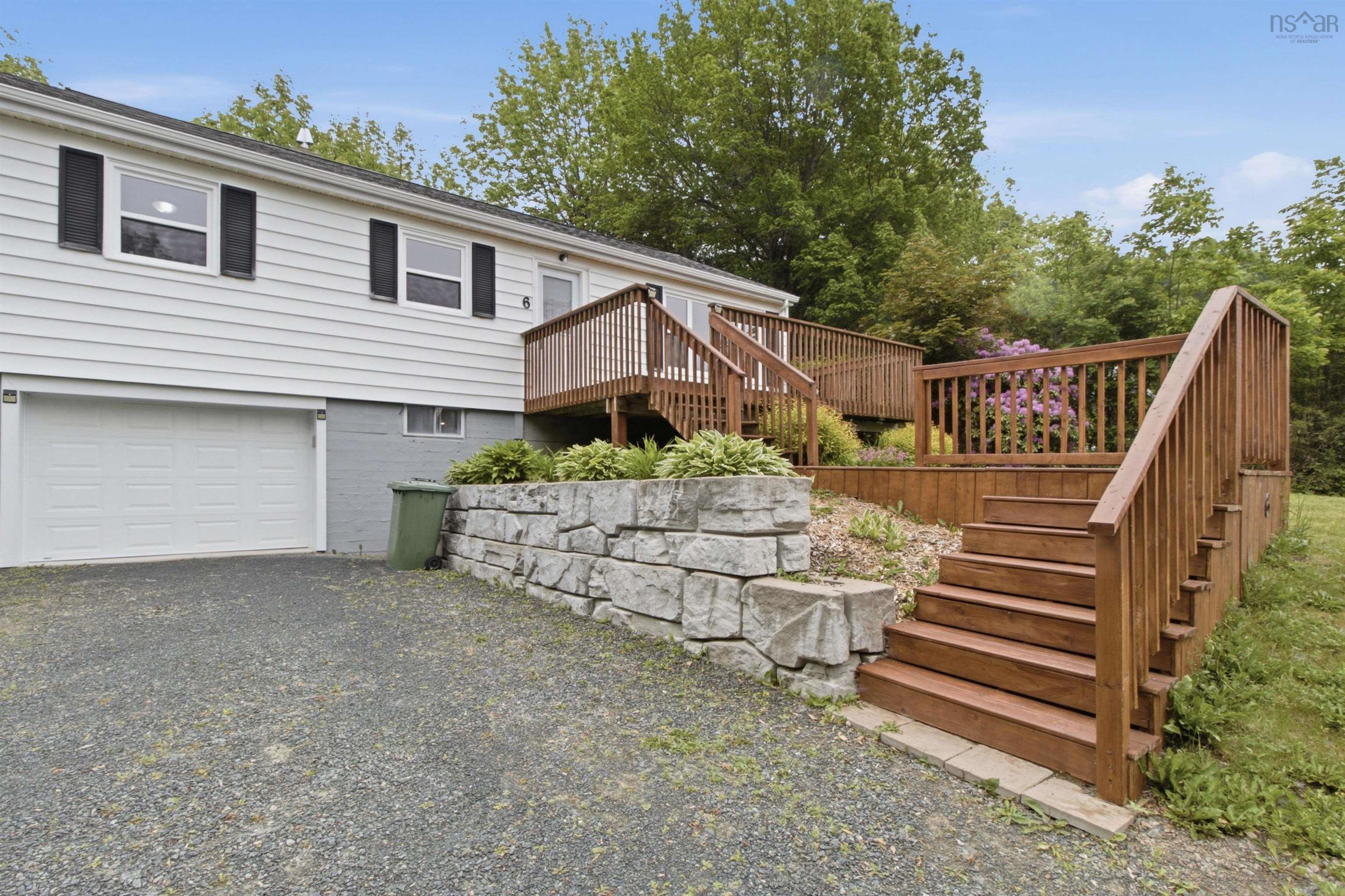6 Pembrooke Street, Waverley, NS (MLS 202614764)
