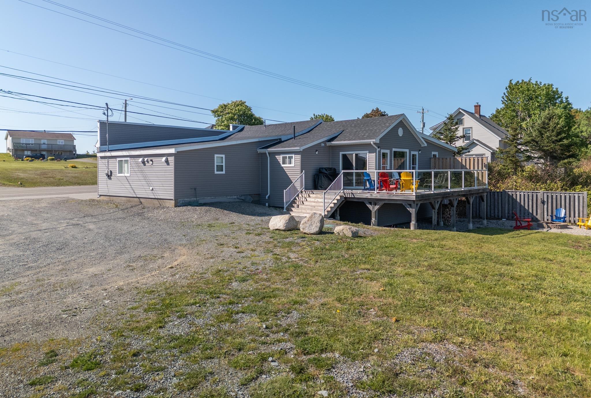 $739,000.00: 1861 Highway 1, Church Point