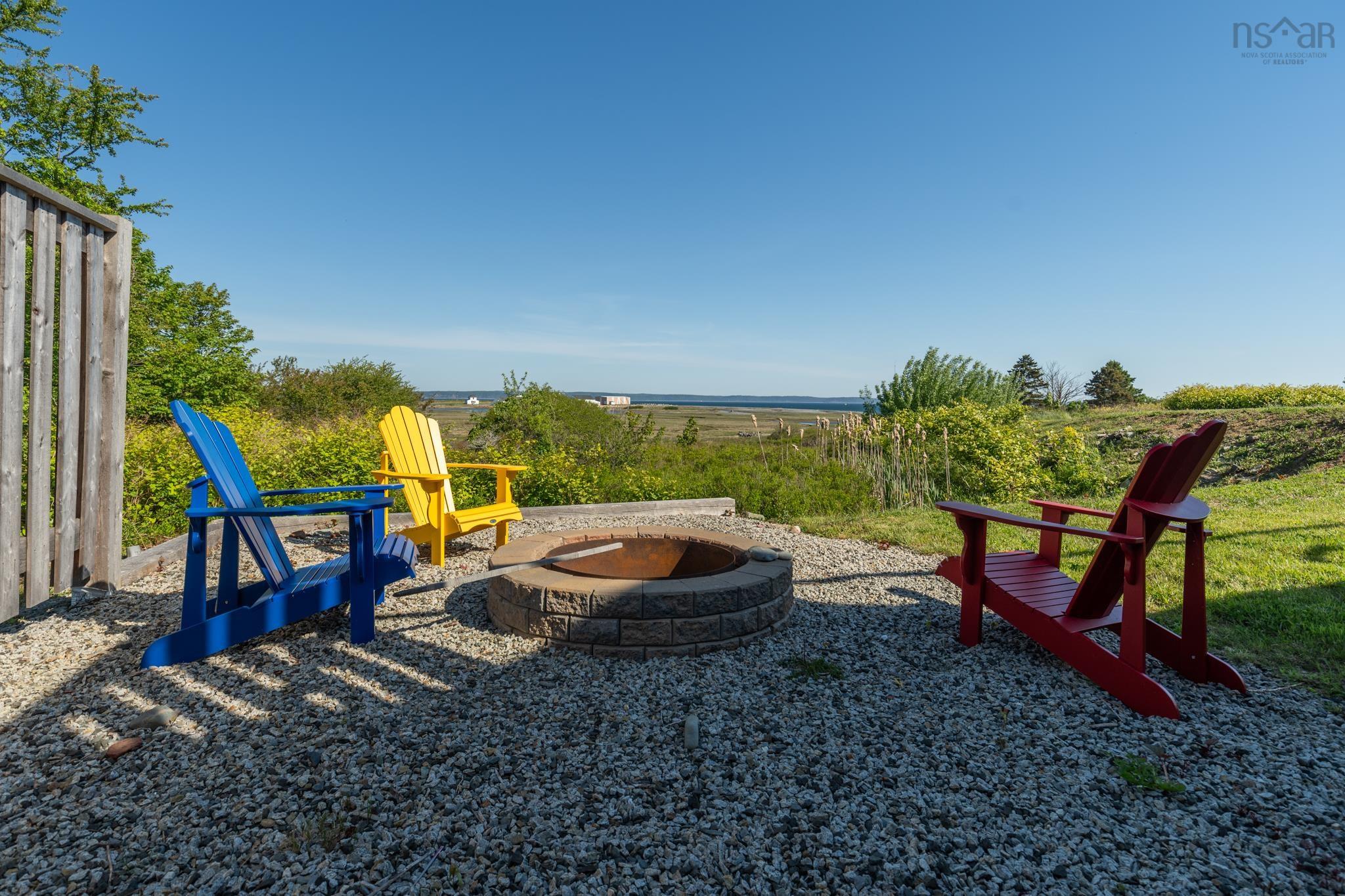 $739,000.00: 1861 Highway 1, Church Point