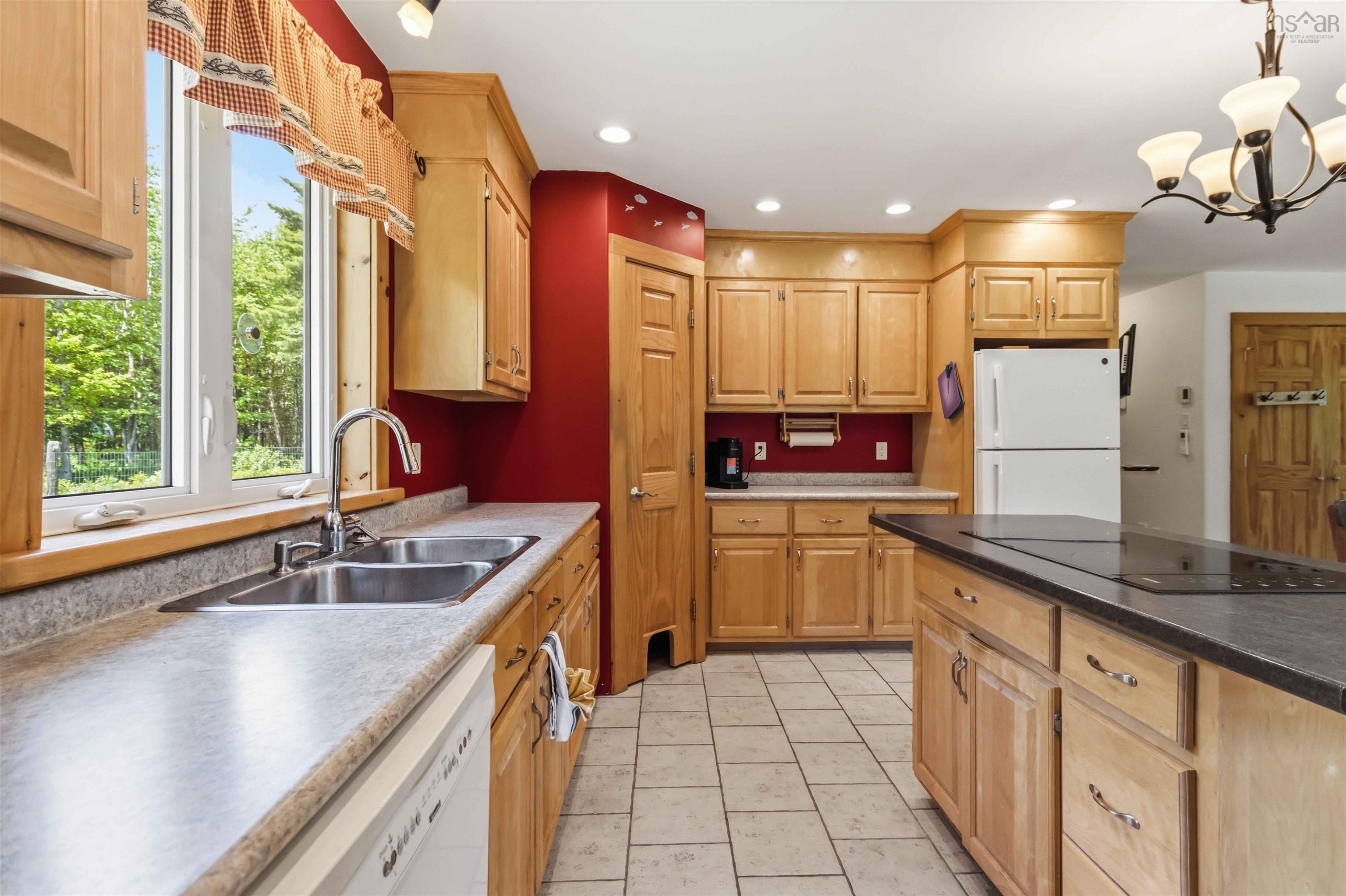 $539,000.00: 1053 Cornwall Road, Lower New Cornwall