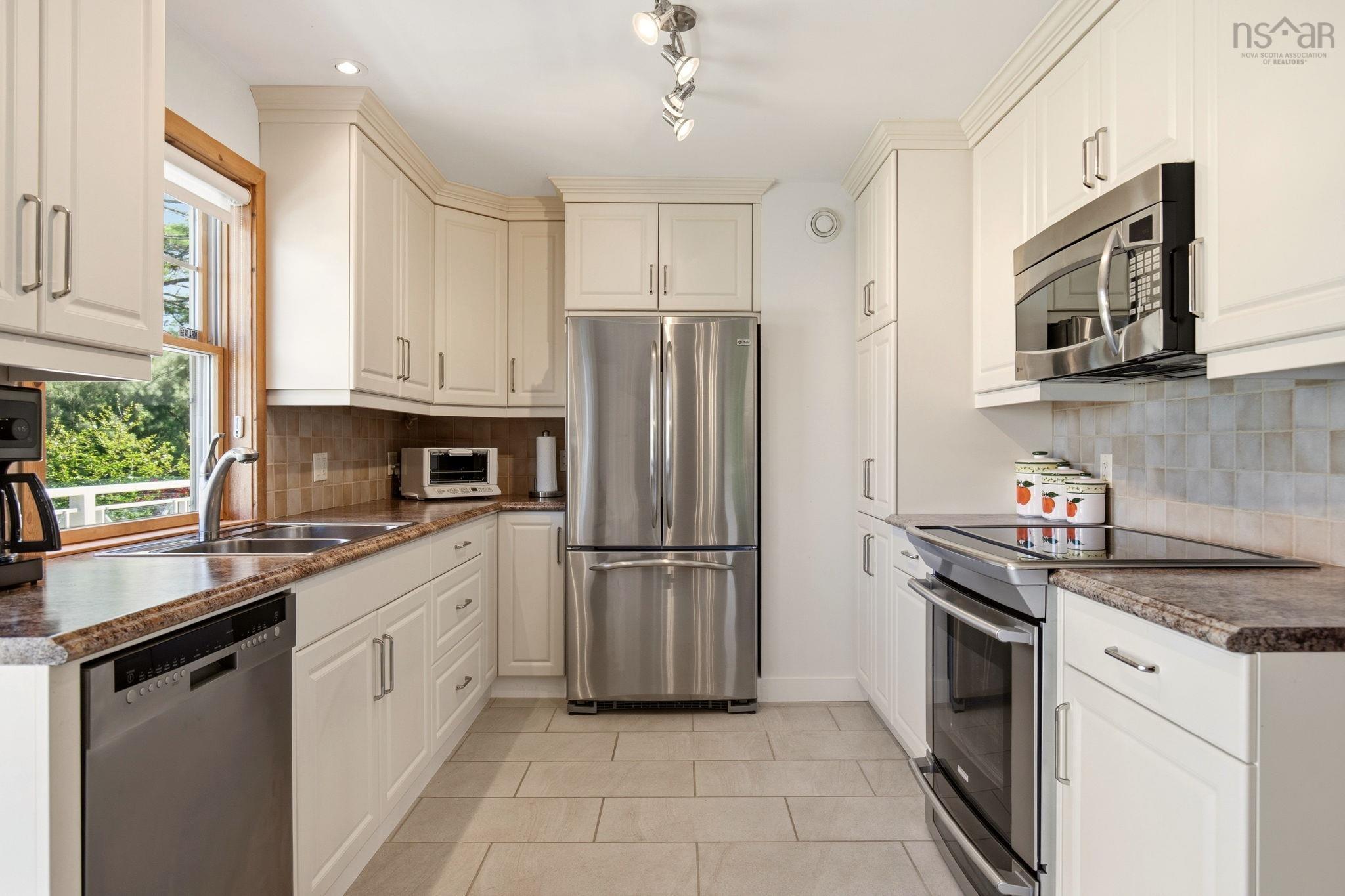 $4,950,000.00: 6 Mary Lane, Chester Basin