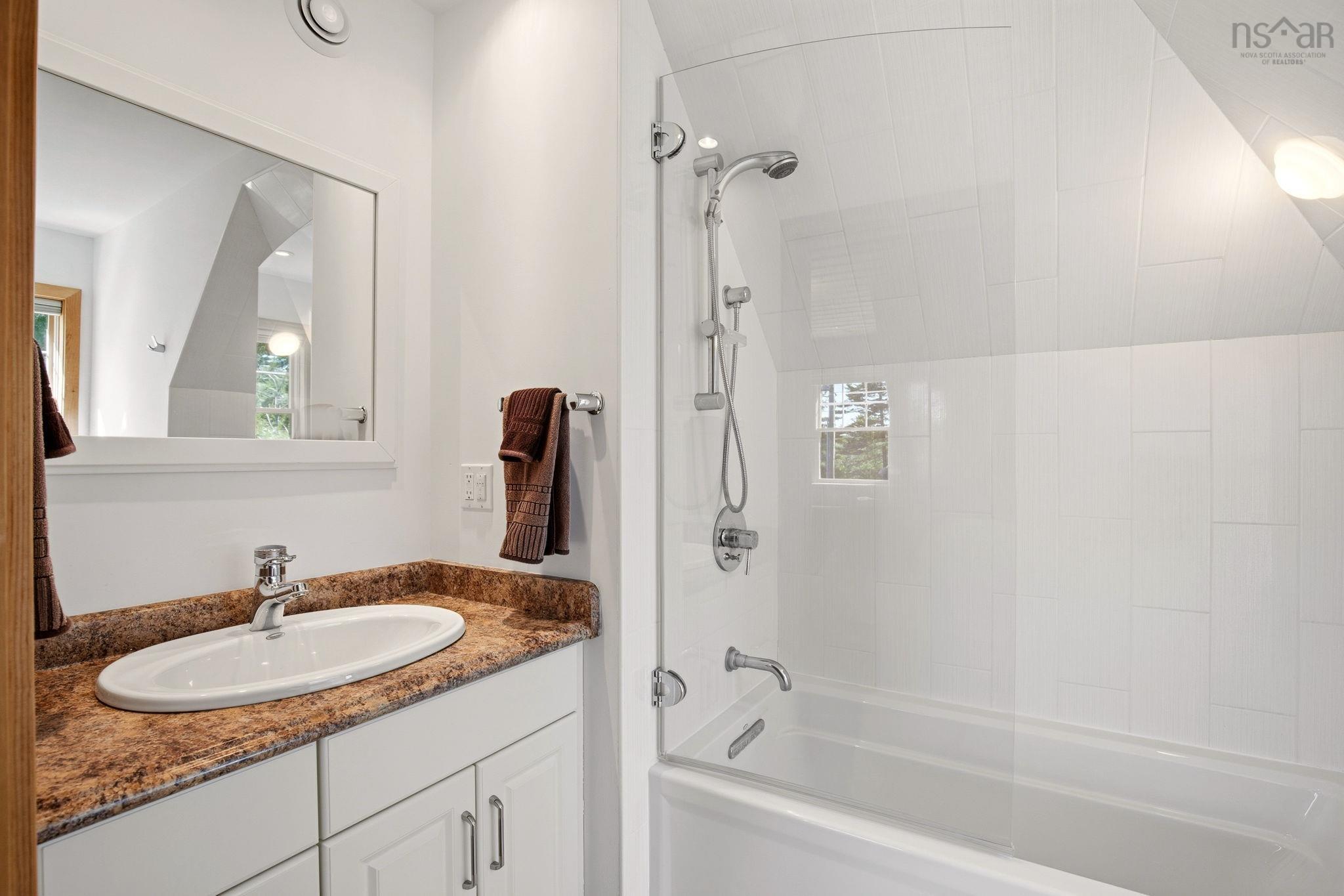 $4,950,000.00: 6 Mary Lane, Chester Basin