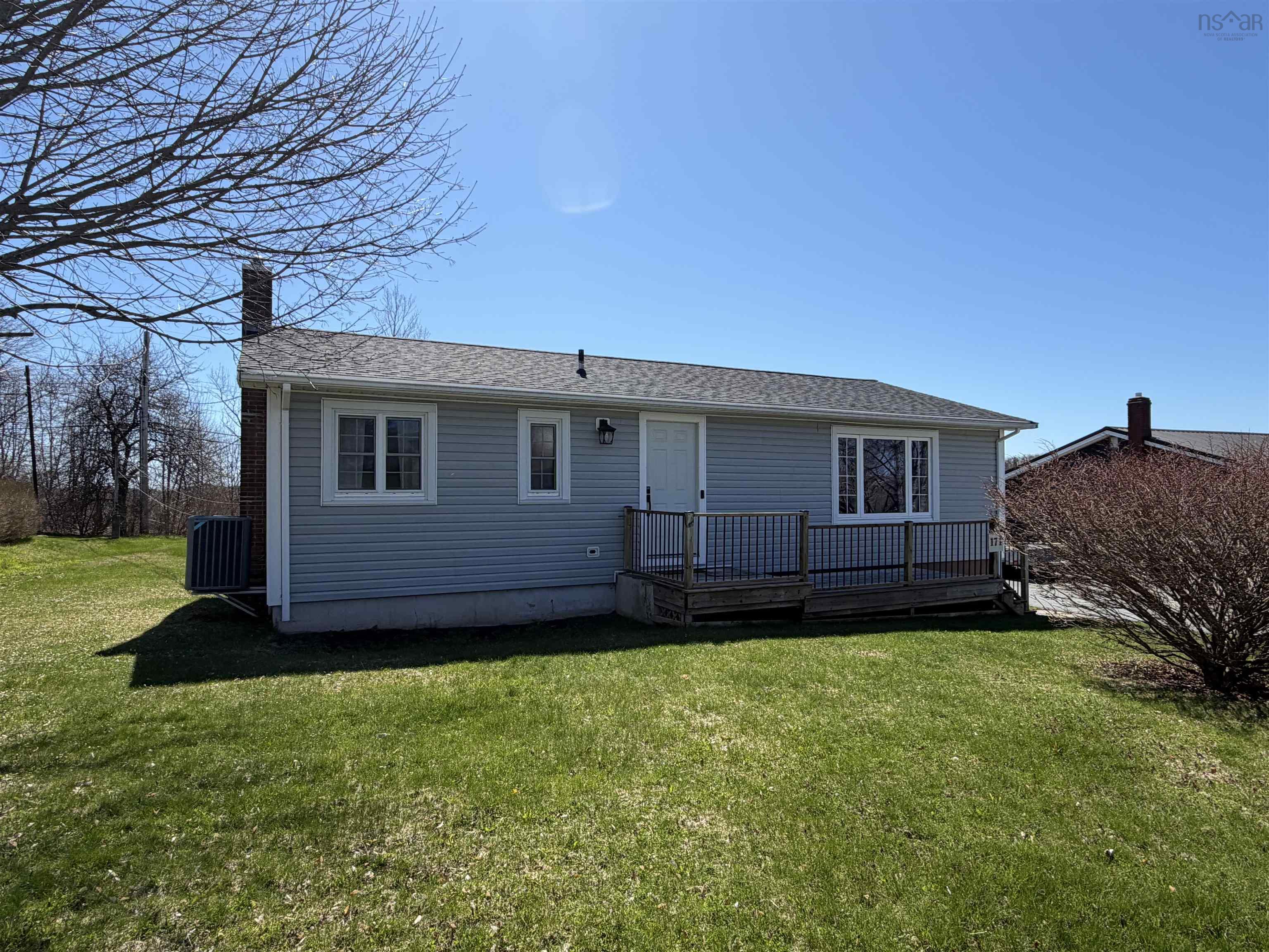 $369,900.00: 171 Centennial Avenue, Lunenburg