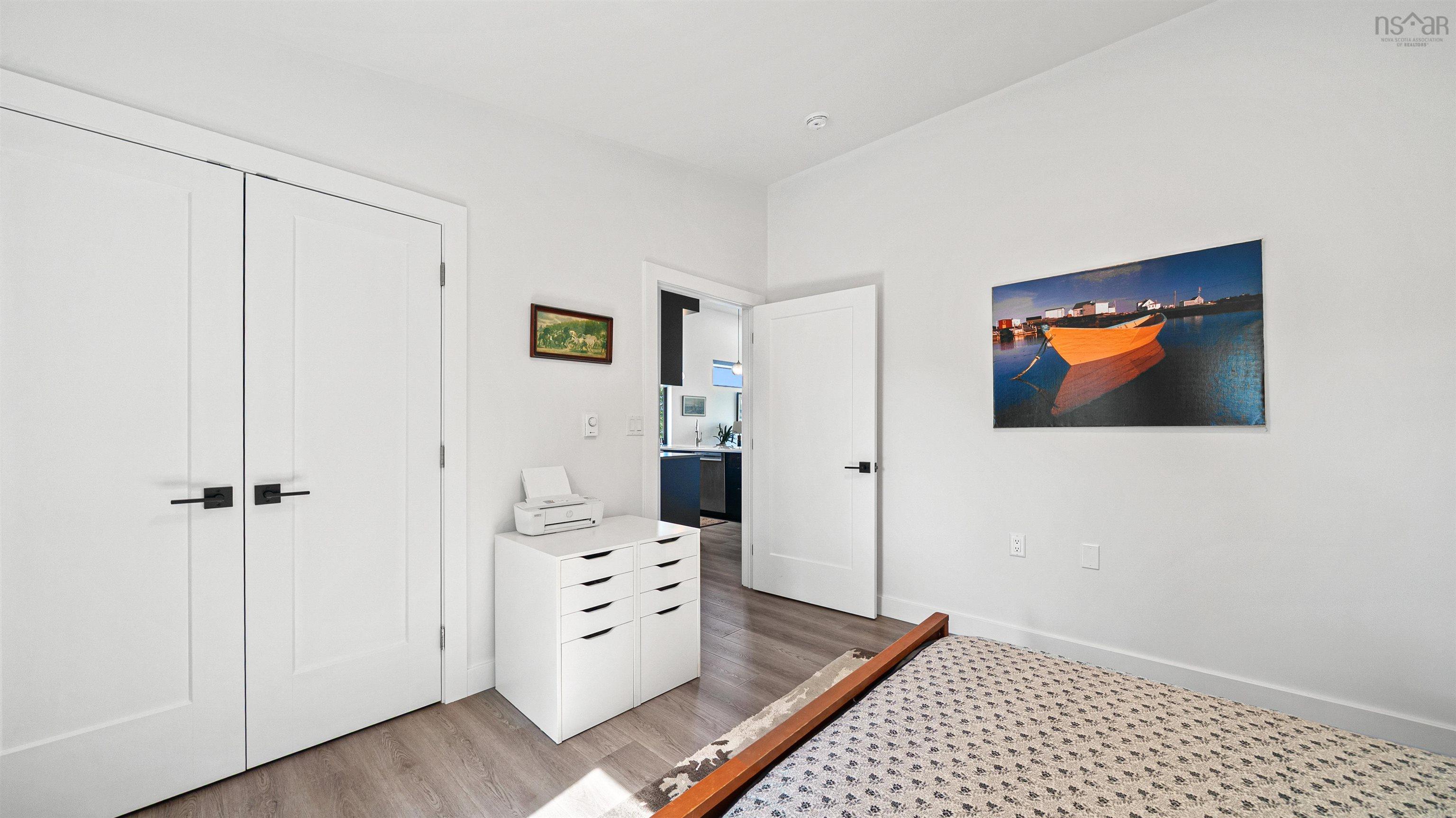$685,000.00: 7 New Town Road, Avondale