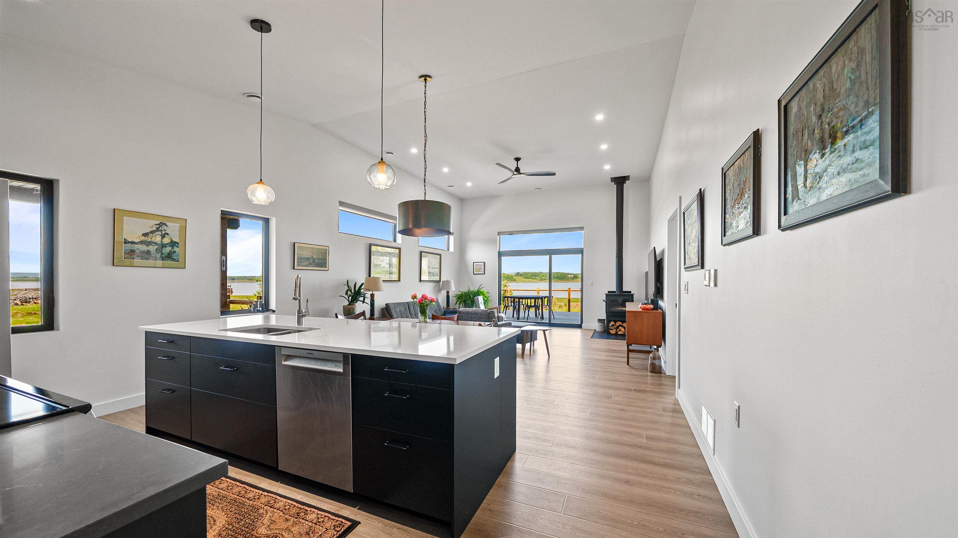 $685,000.00: 7 New Town Road, Avondale
