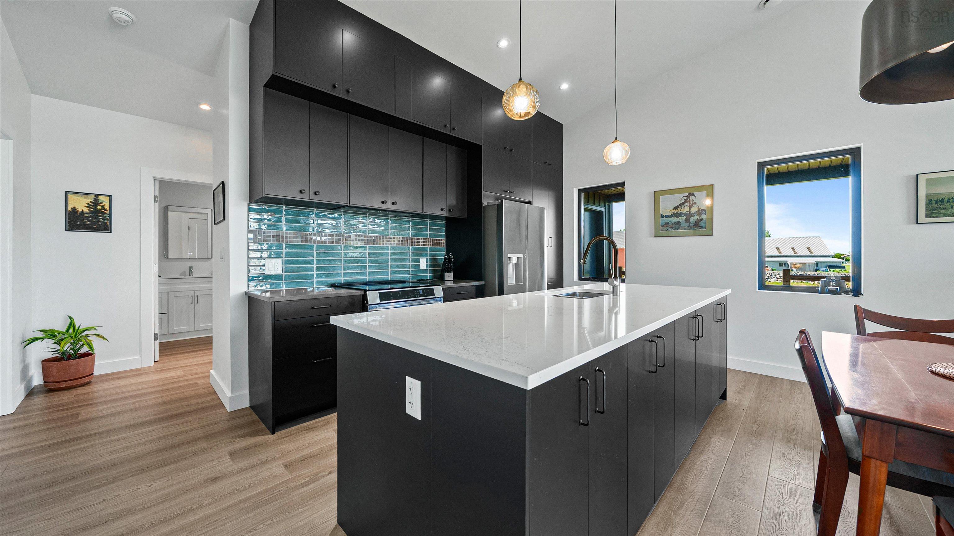 $685,000.00: 7 New Town Road, Avondale