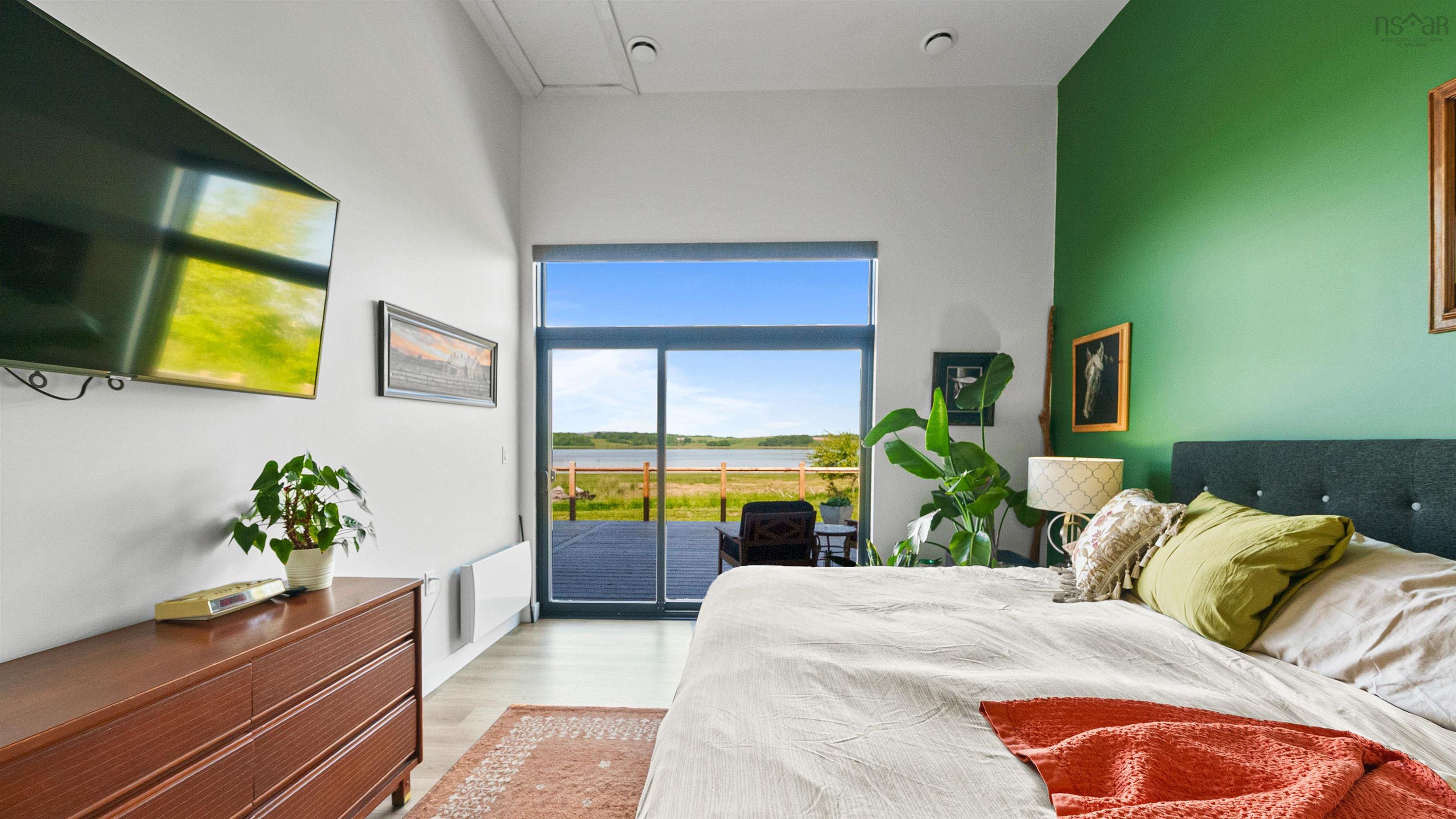 $685,000.00: 7 New Town Road, Avondale