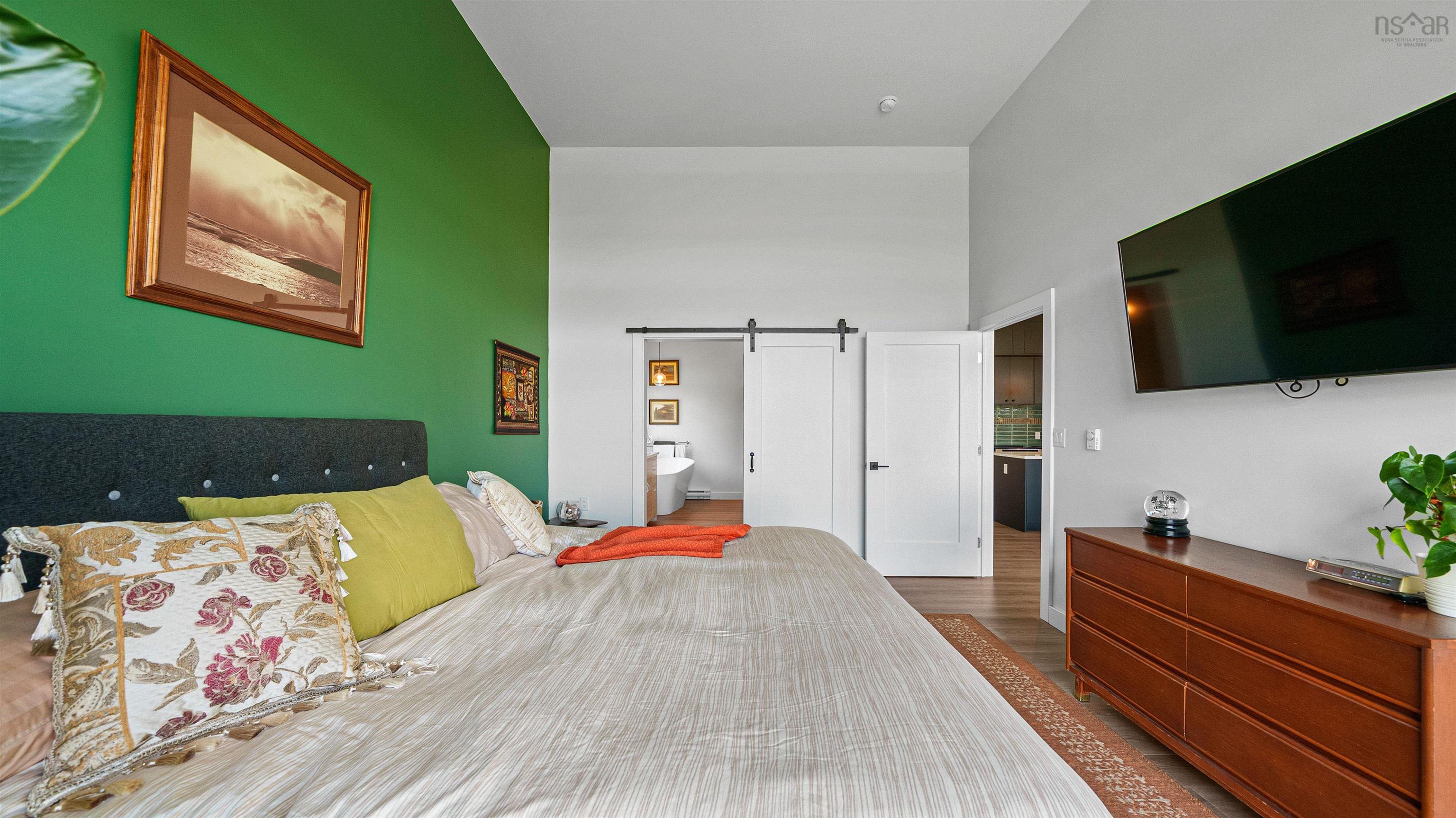 $685,000.00: 7 New Town Road, Avondale
