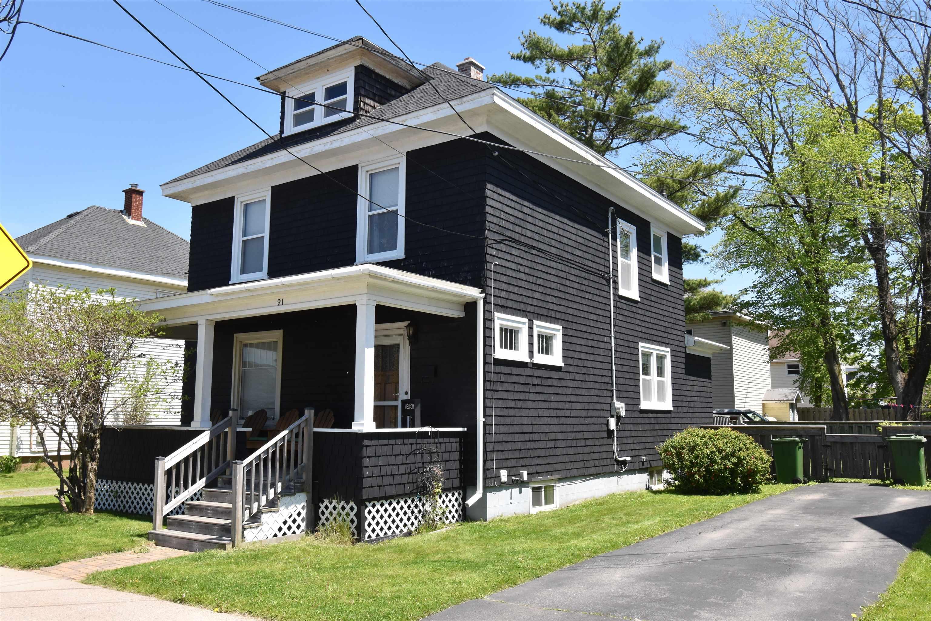 $329,900.00: 21 COTTAGE Street, Truro