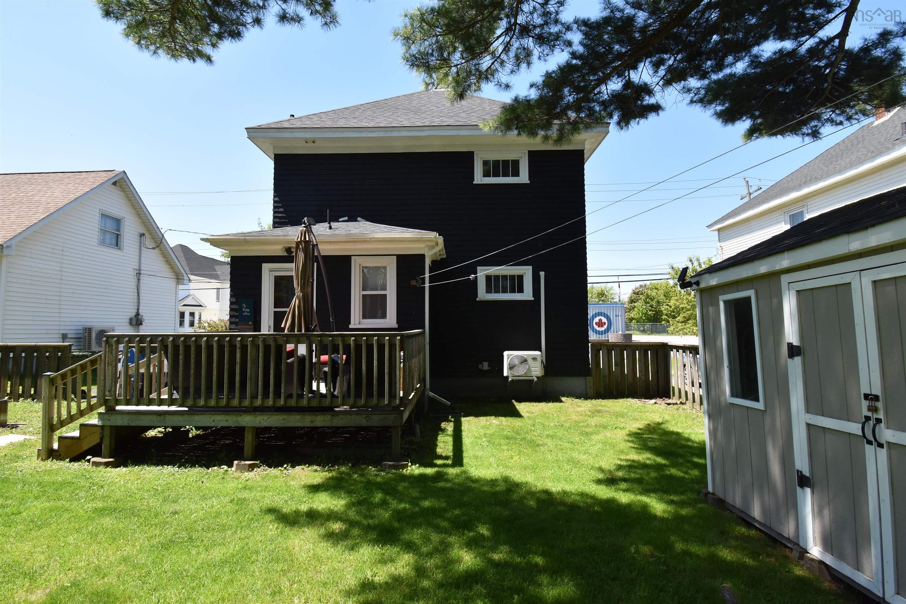 $329,900.00: 21 COTTAGE Street, Truro