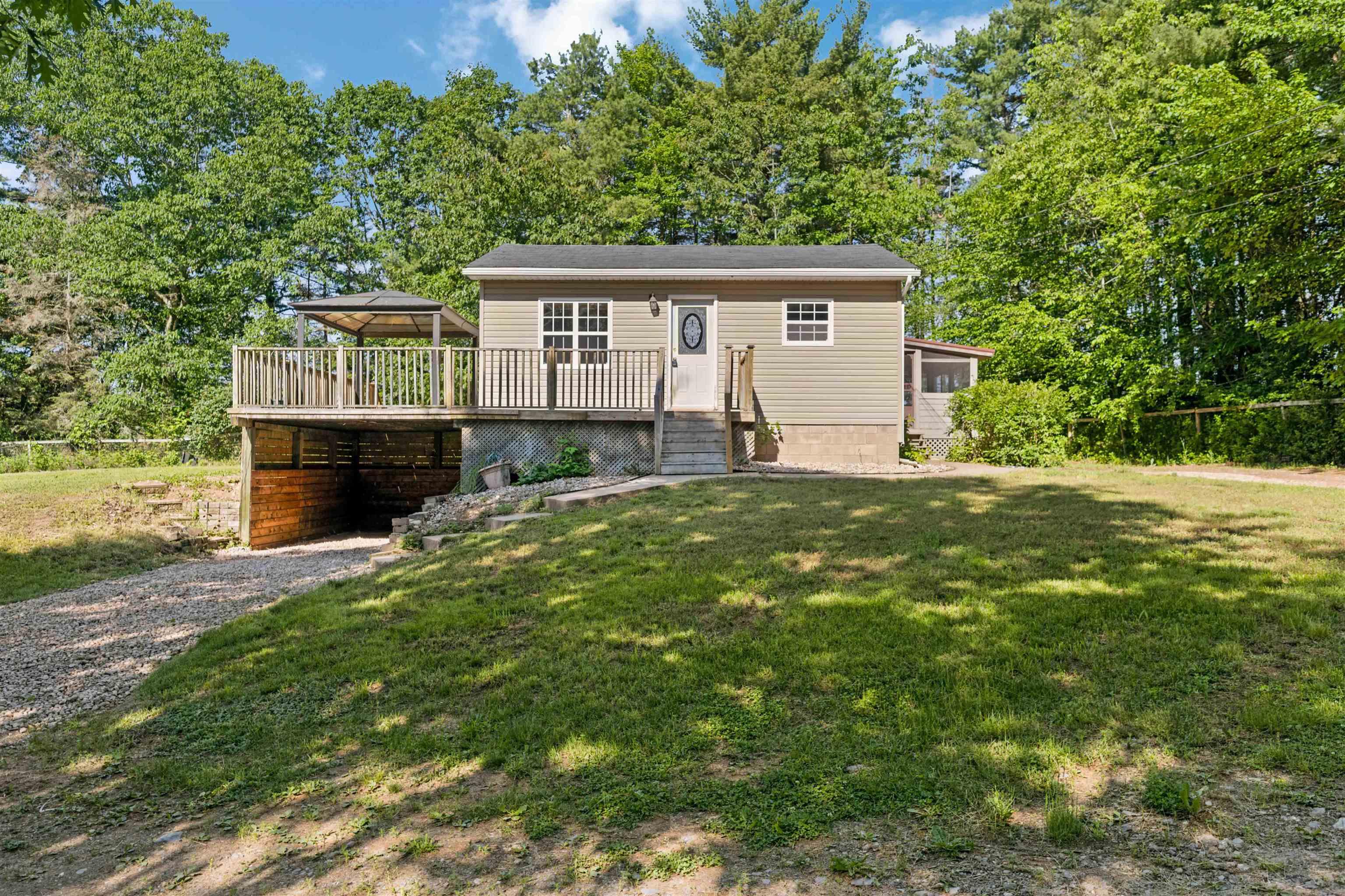 $669,900.00: 3349 Lovett Road, Brooklyn Corner