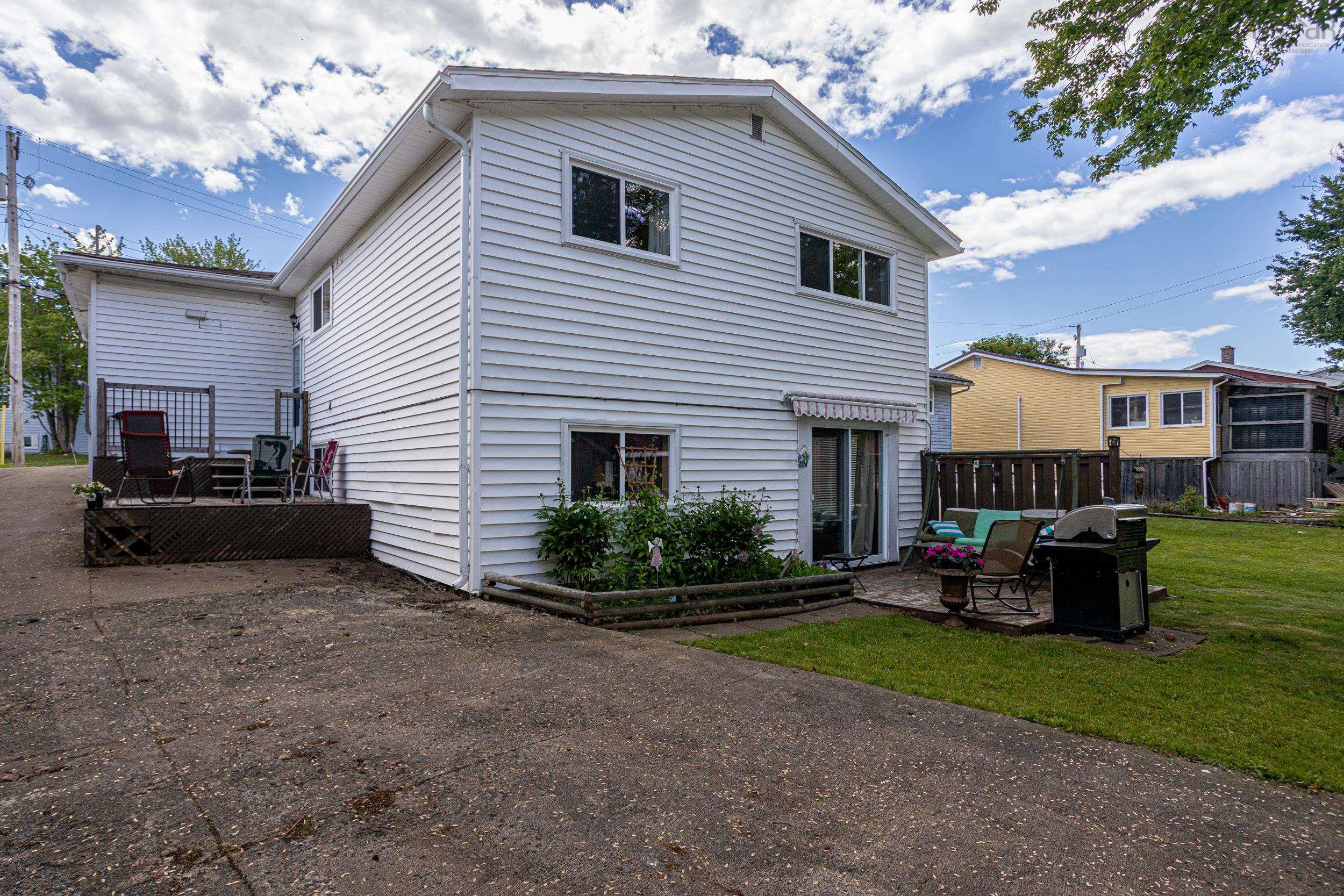 242 Beaver Bank Cross Road, Middle Sackville, NS (MLS 202614833)