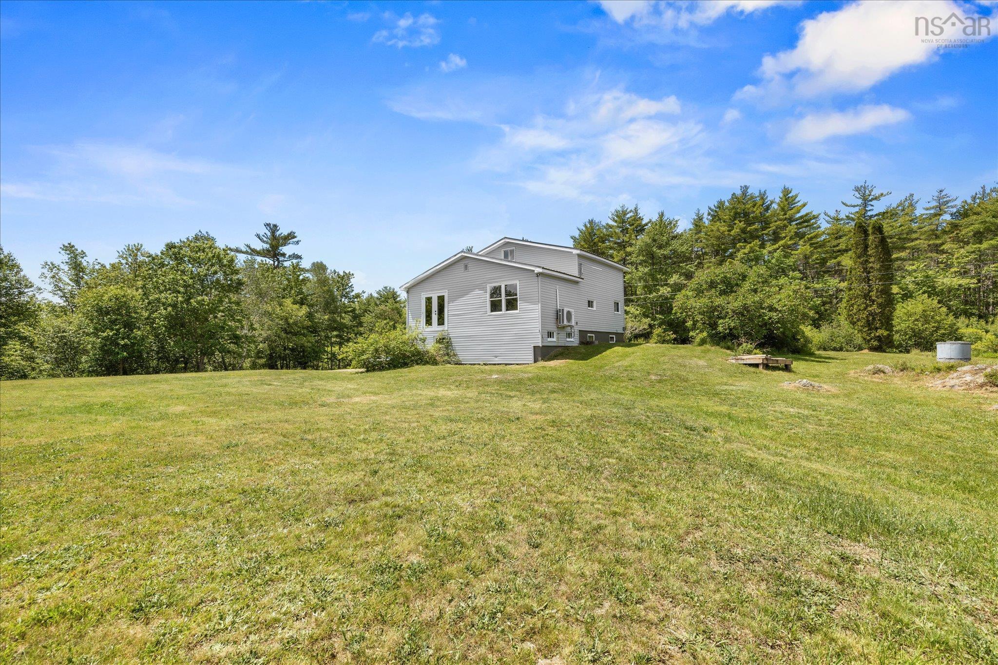 $319,900.00: 4184 203 Highway, Middle Ohio