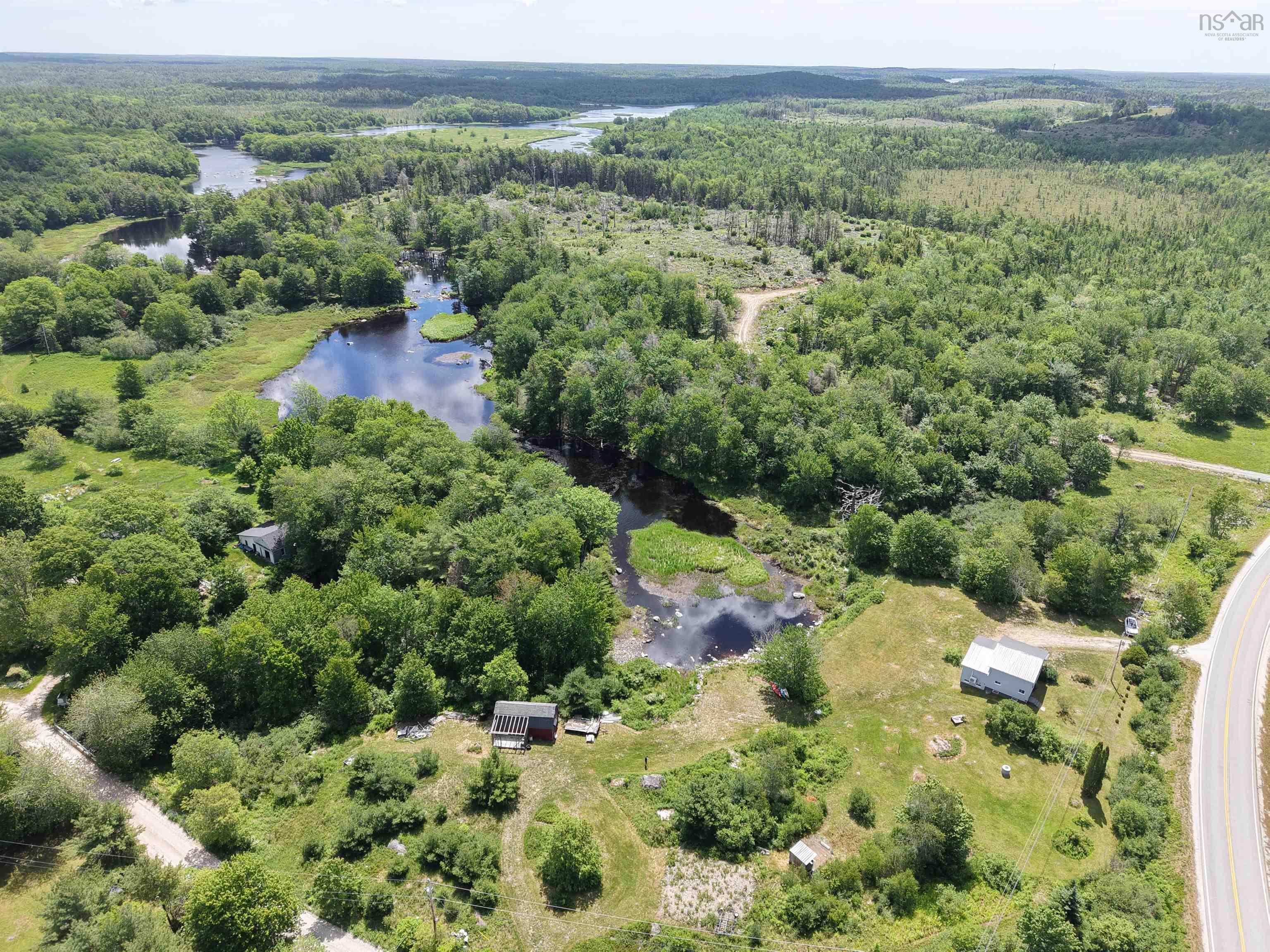 $319,900.00: 4184 203 Highway, Middle Ohio