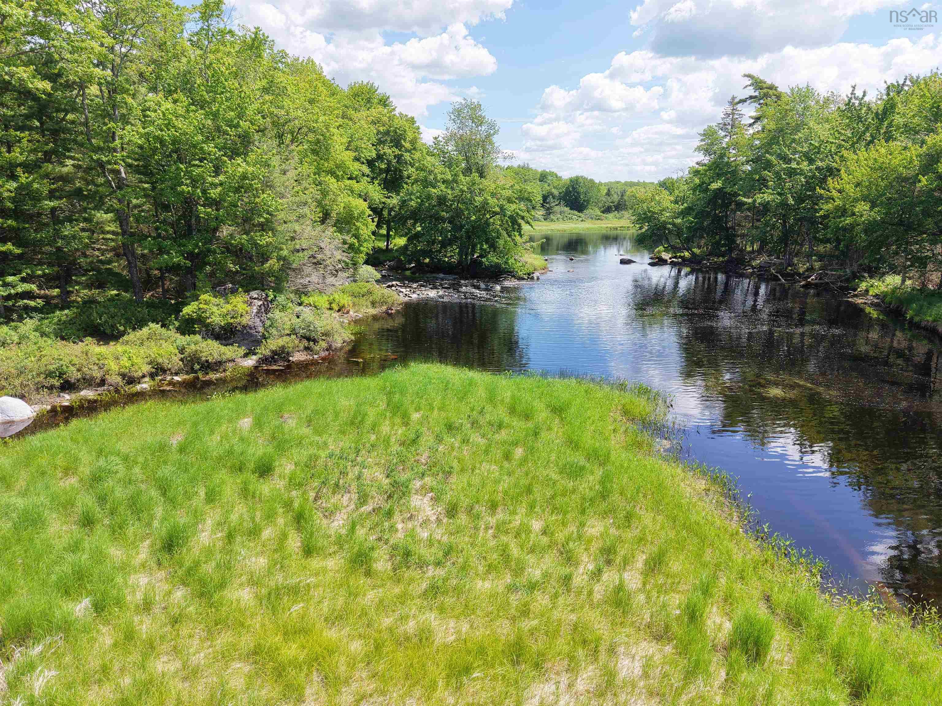 $319,900.00: 4184 203 Highway, Middle Ohio