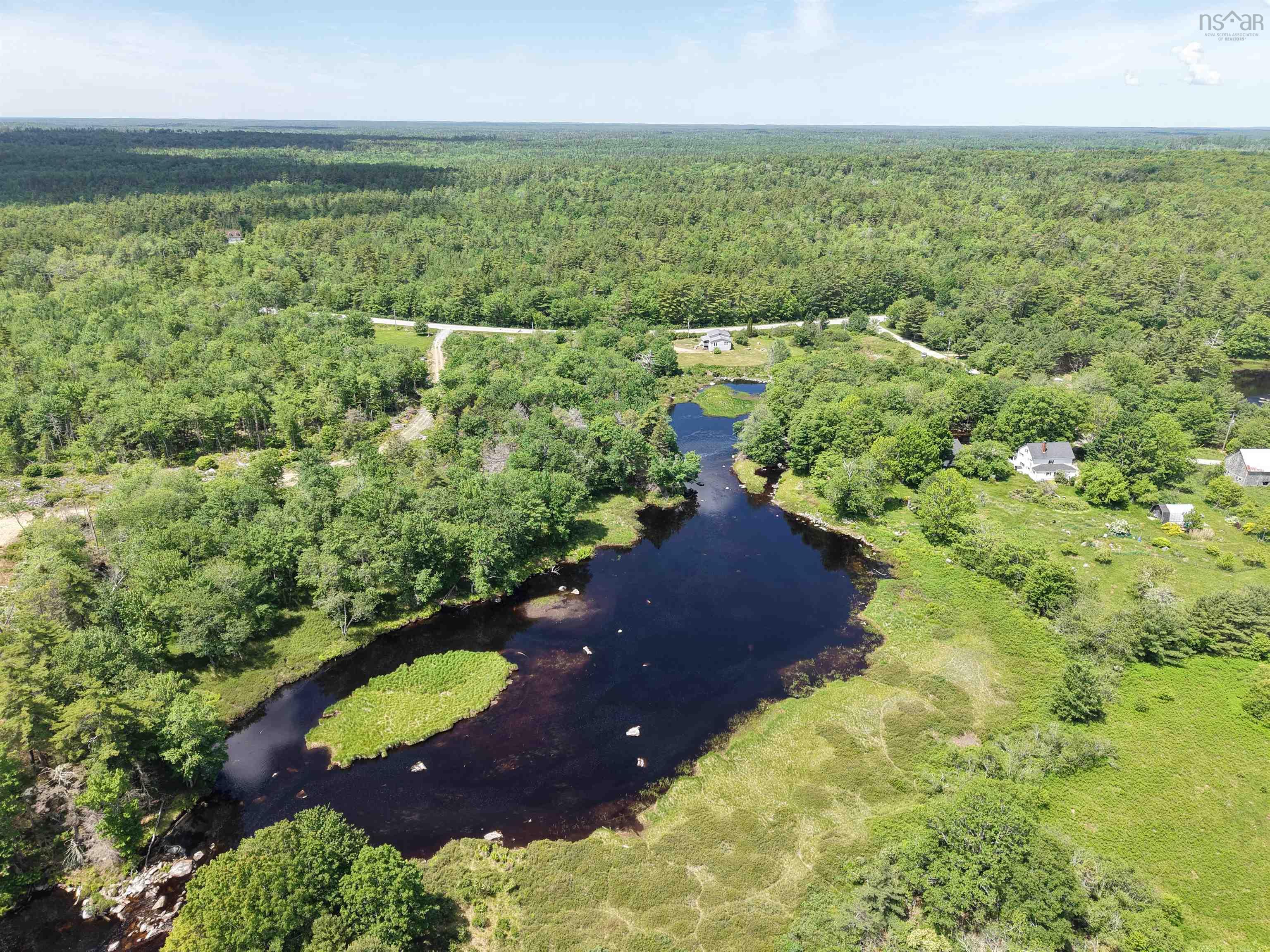 $319,900.00: 4184 203 Highway, Middle Ohio