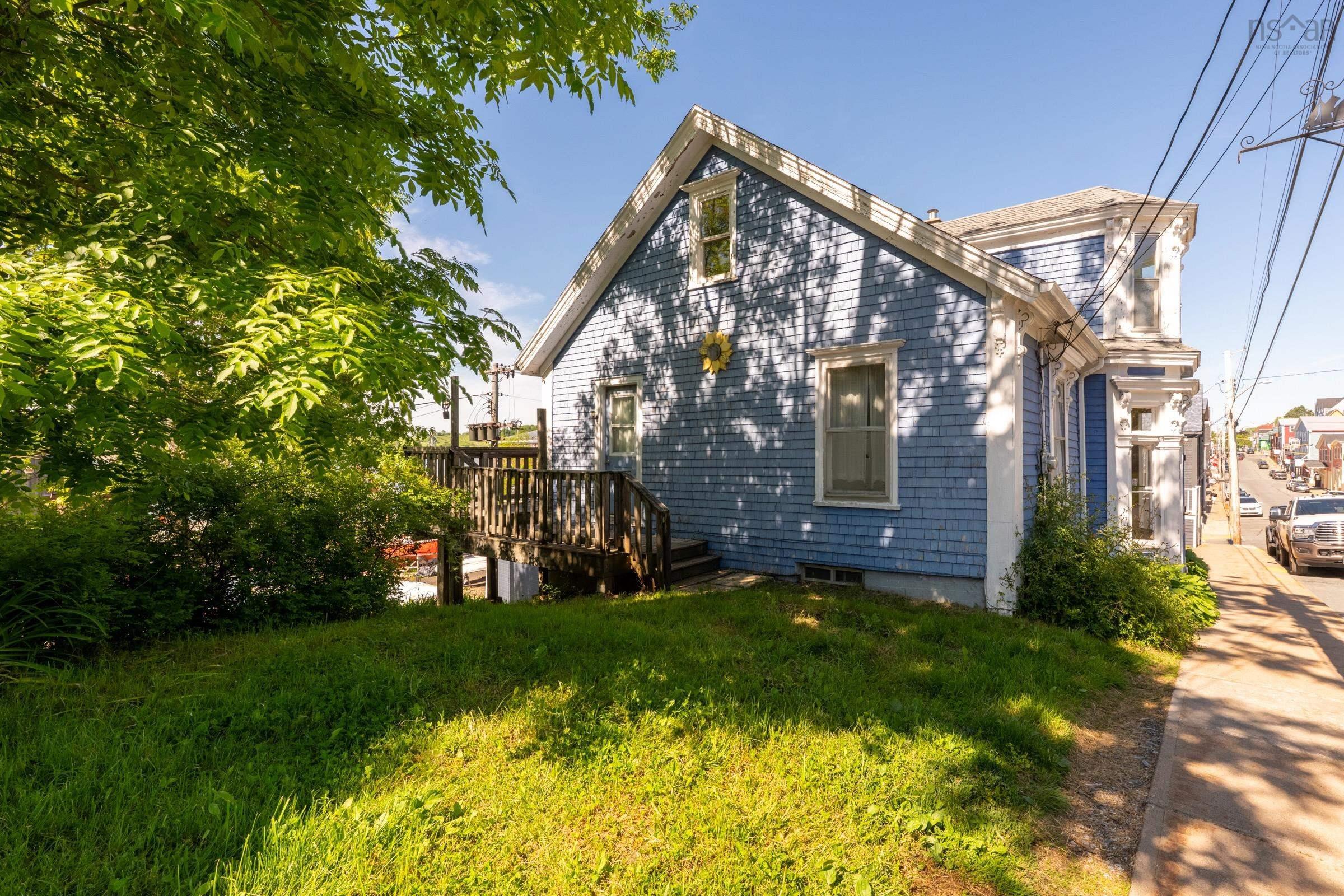 $549,000.00: 200 Montague Street, Lunenburg