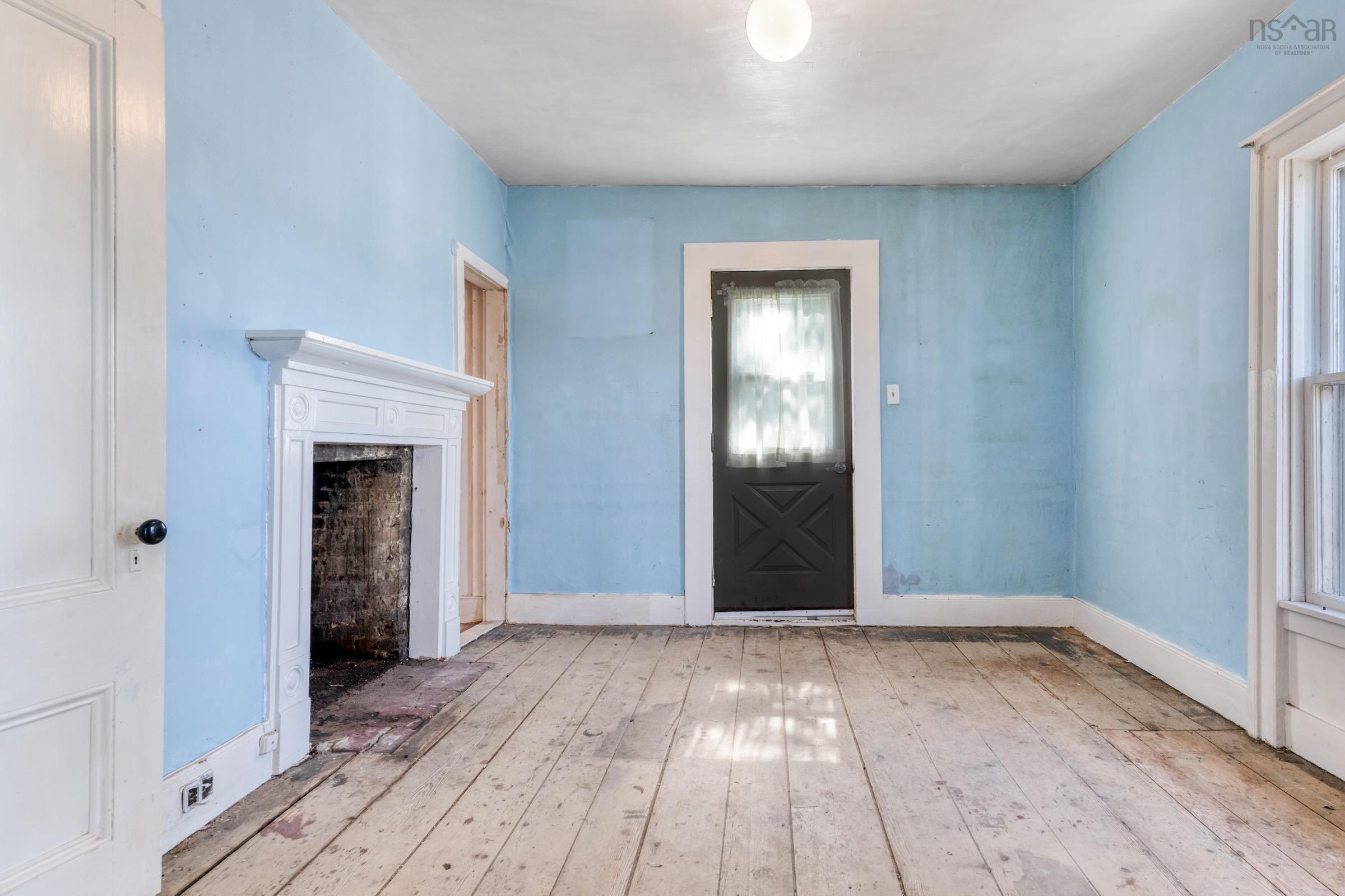 $549,000.00: 200 Montague Street, Lunenburg