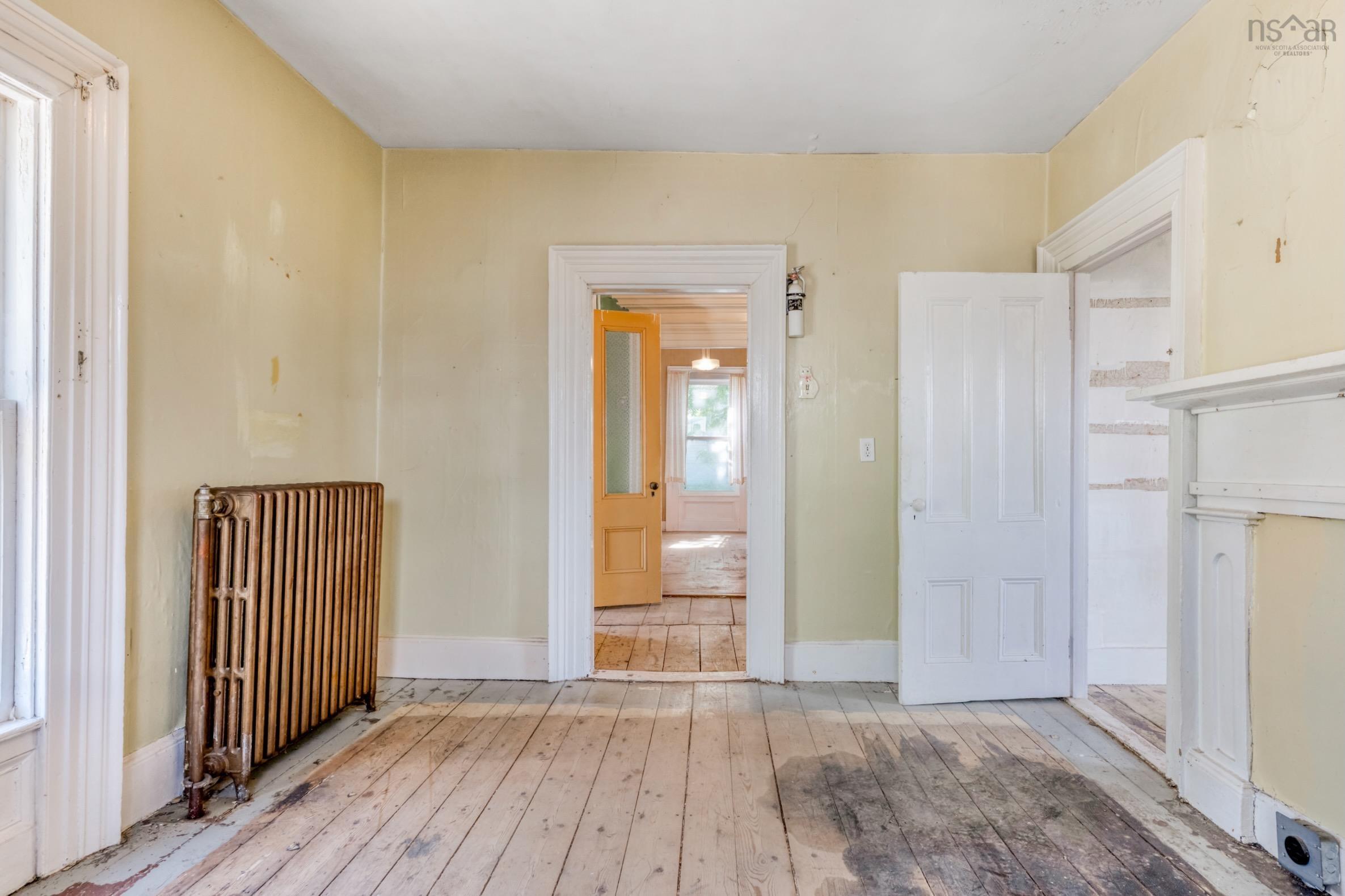 $549,000.00: 200 Montague Street, Lunenburg
