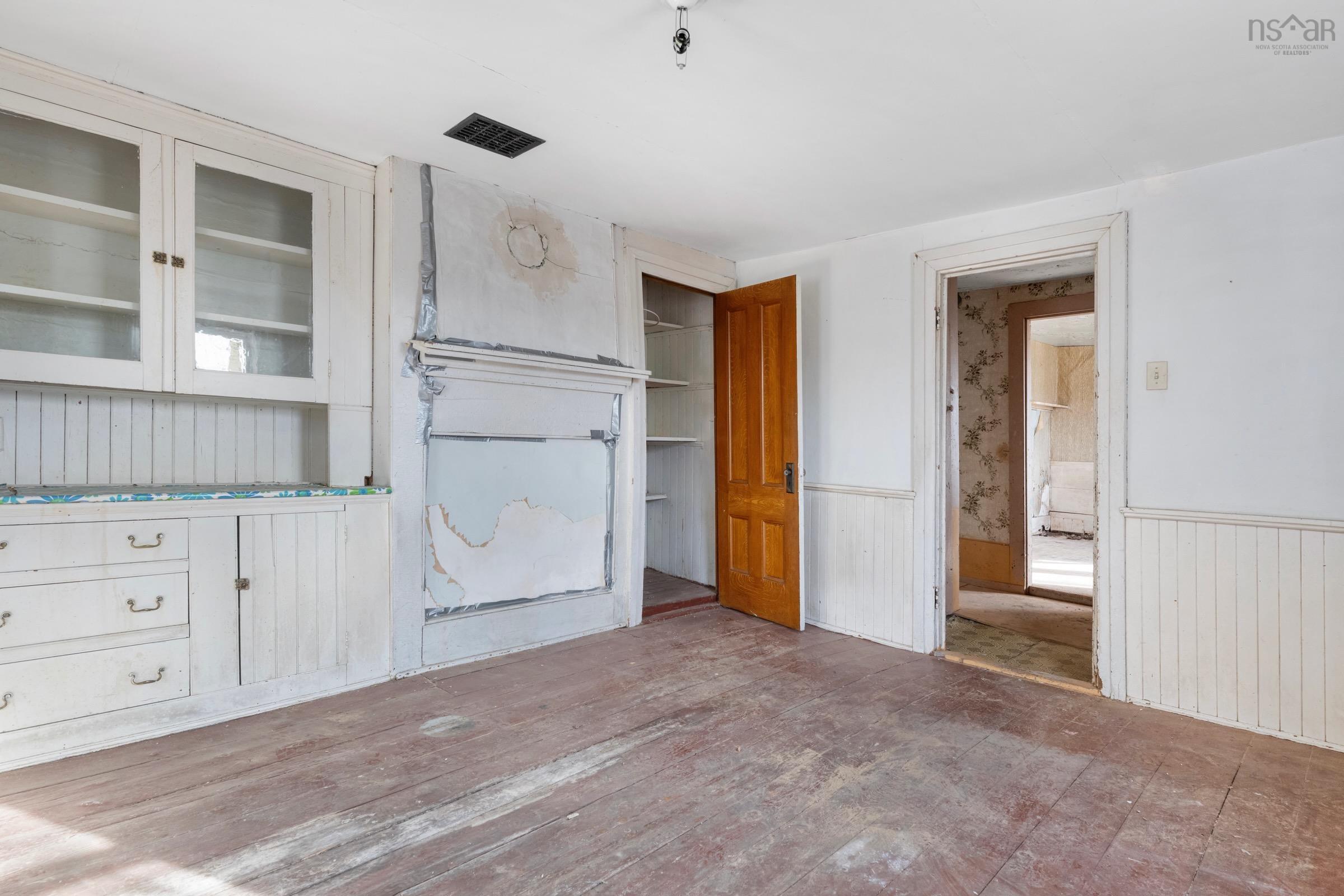 $549,000.00: 200 Montague Street, Lunenburg