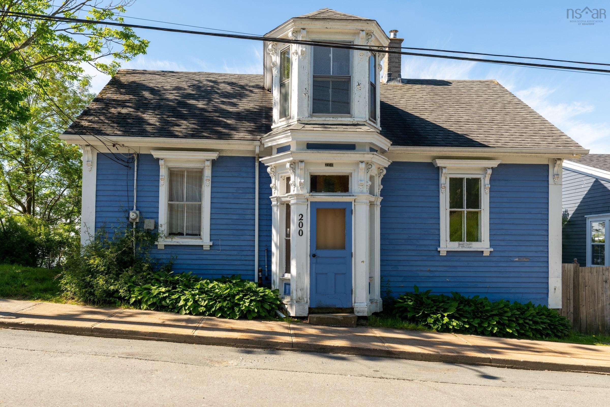 $549,000.00: 200 Montague Street, Lunenburg