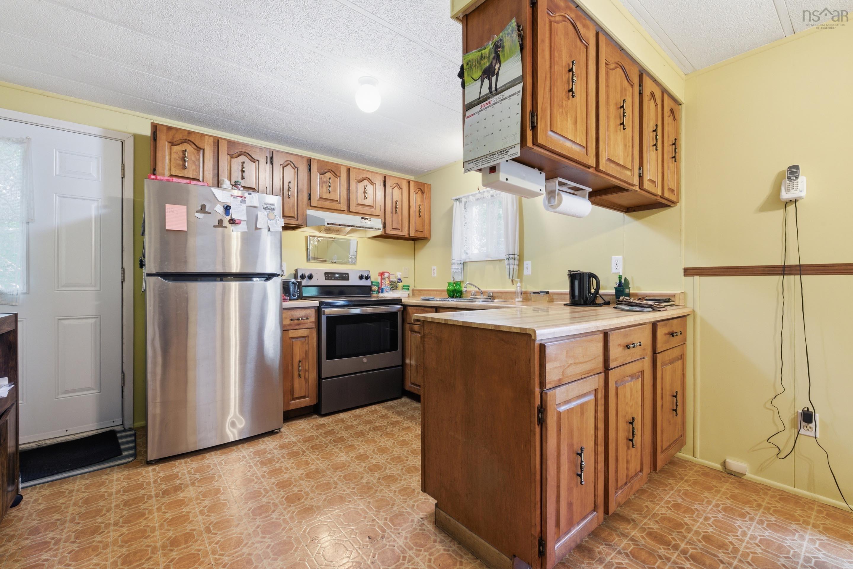 386 Rocky Lake Drive, Bedford, NS (MLS 202614850)