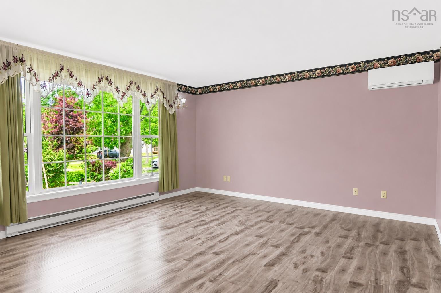 $425,000.00: 81 Turner Dr., New Minas, NS, New Minas
