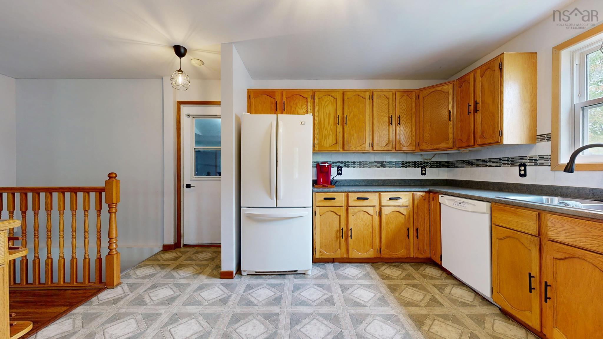 $474,800.00: 13 Cedar Drive, Stellarton
