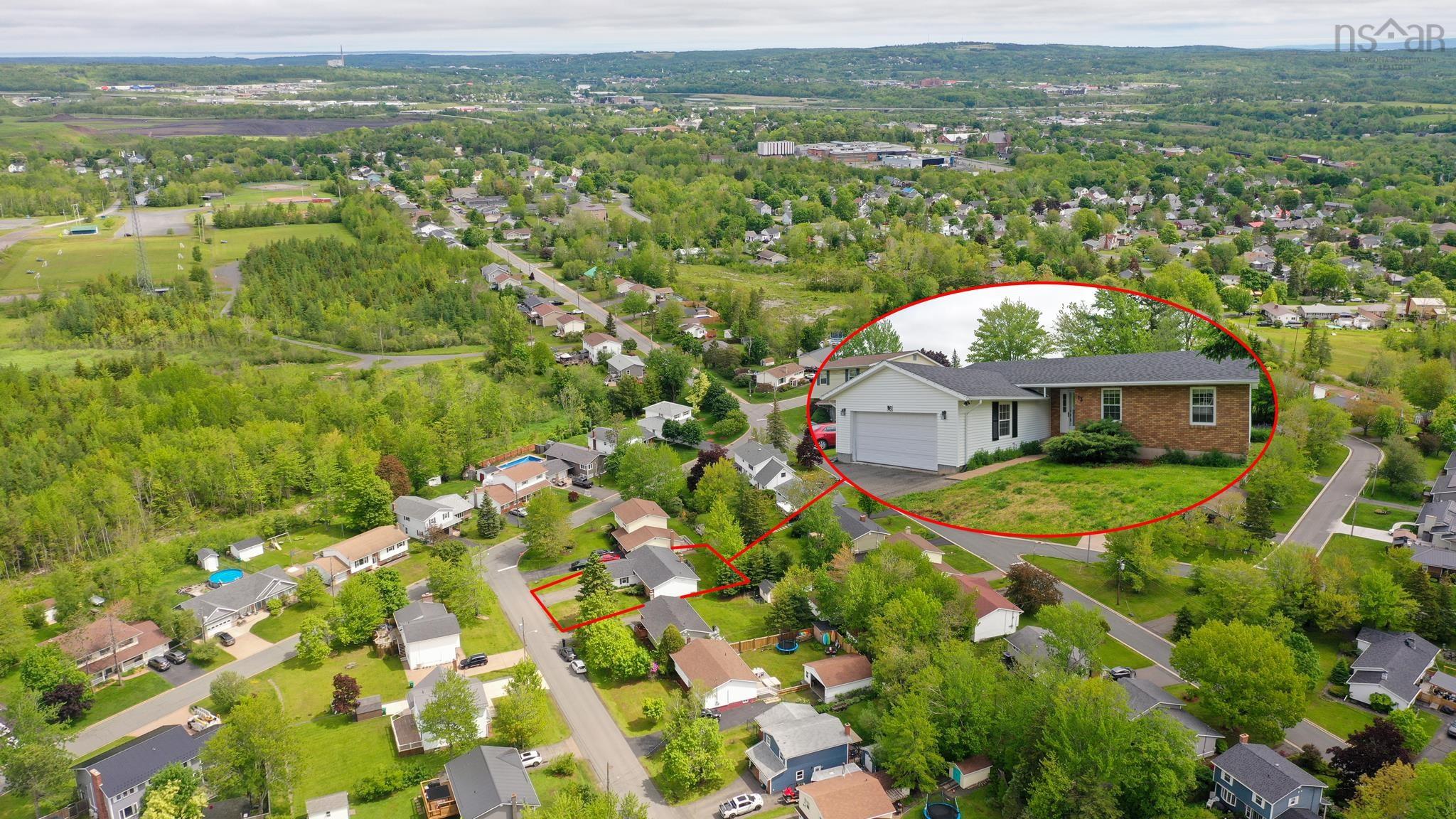 $474,800.00: 13 Cedar Drive, Stellarton