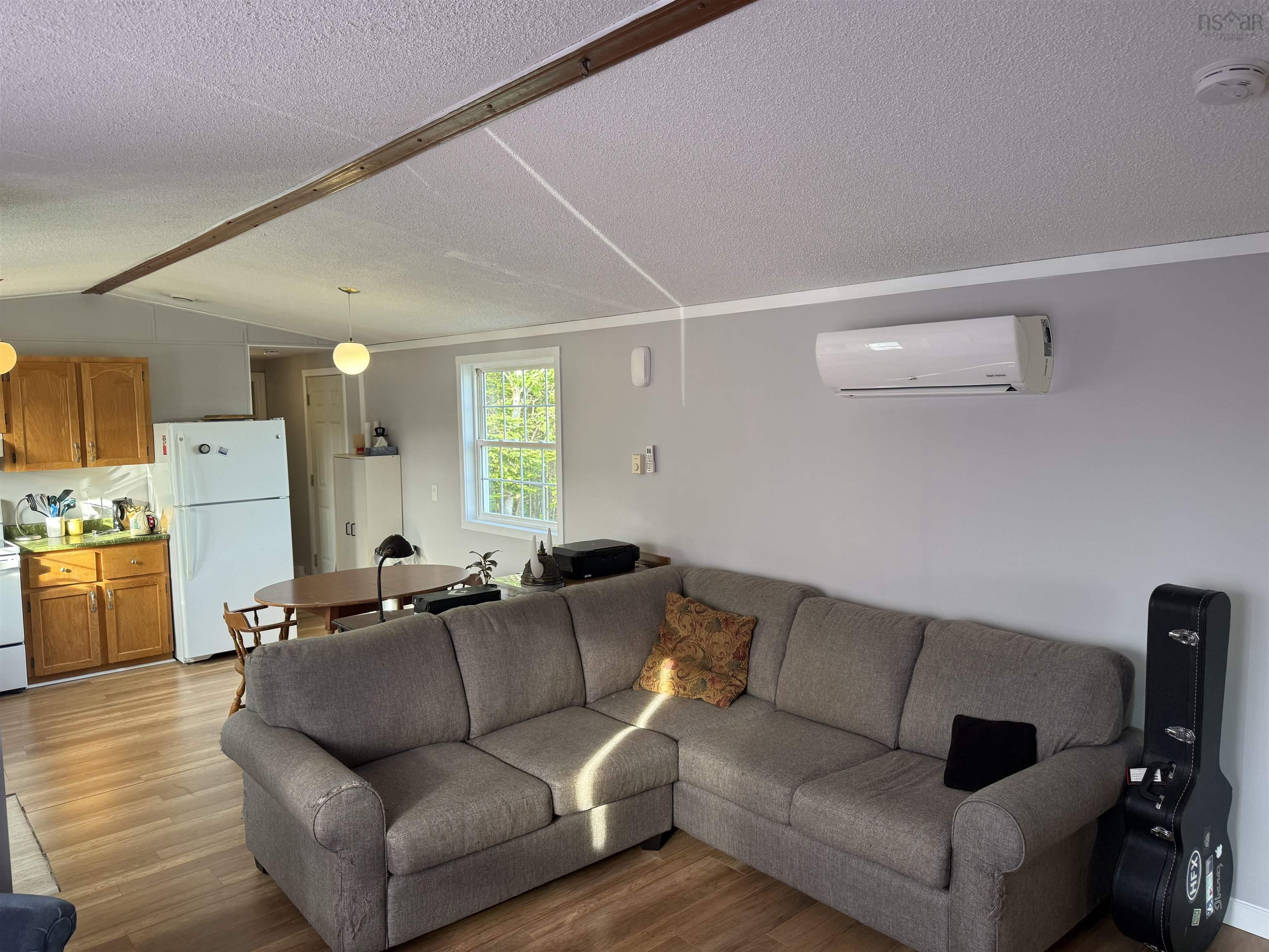 $109,000.00: 10 Park Street, Howie Centre
