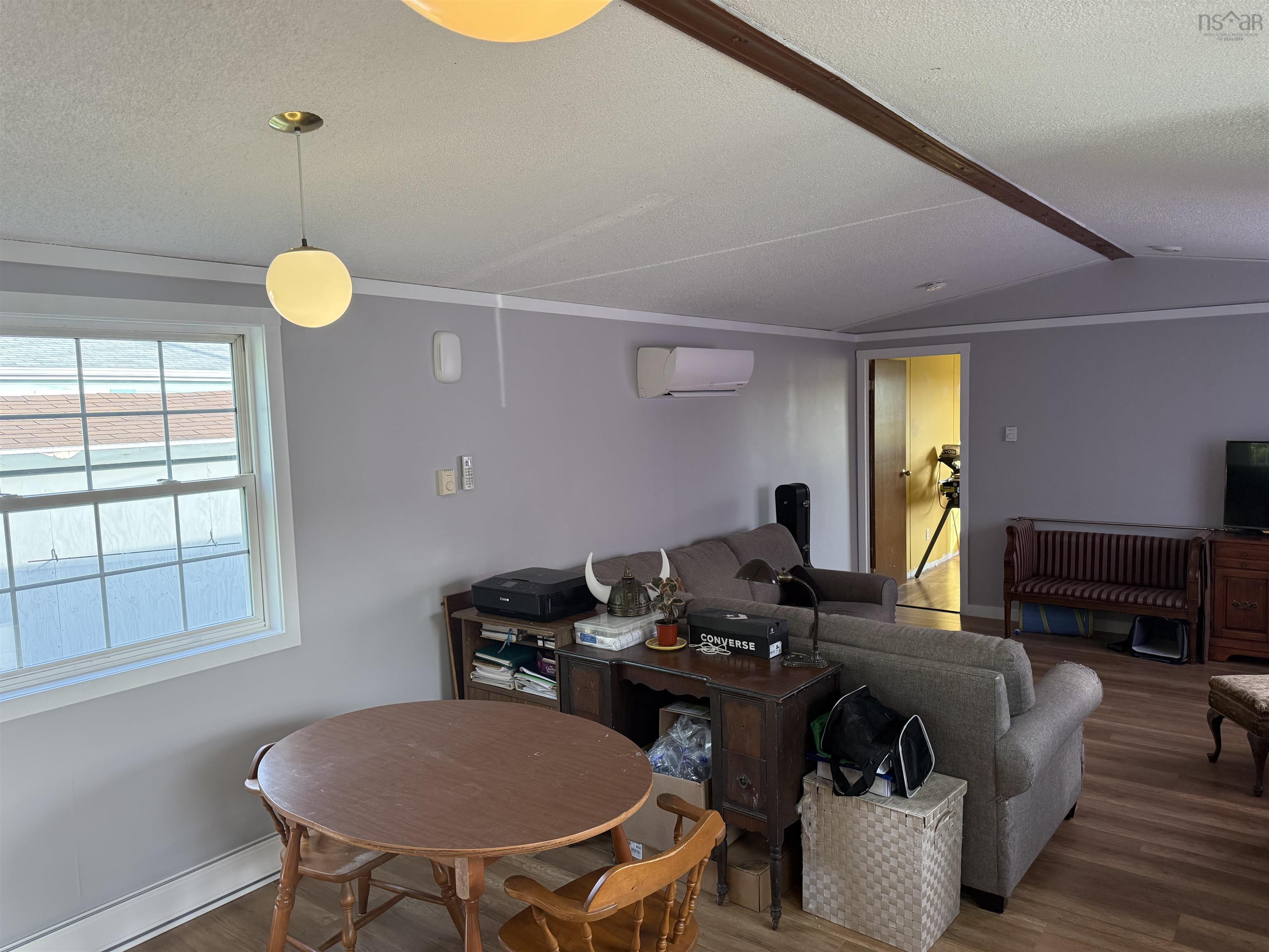 $109,000.00: 10 Park Street, Howie Centre