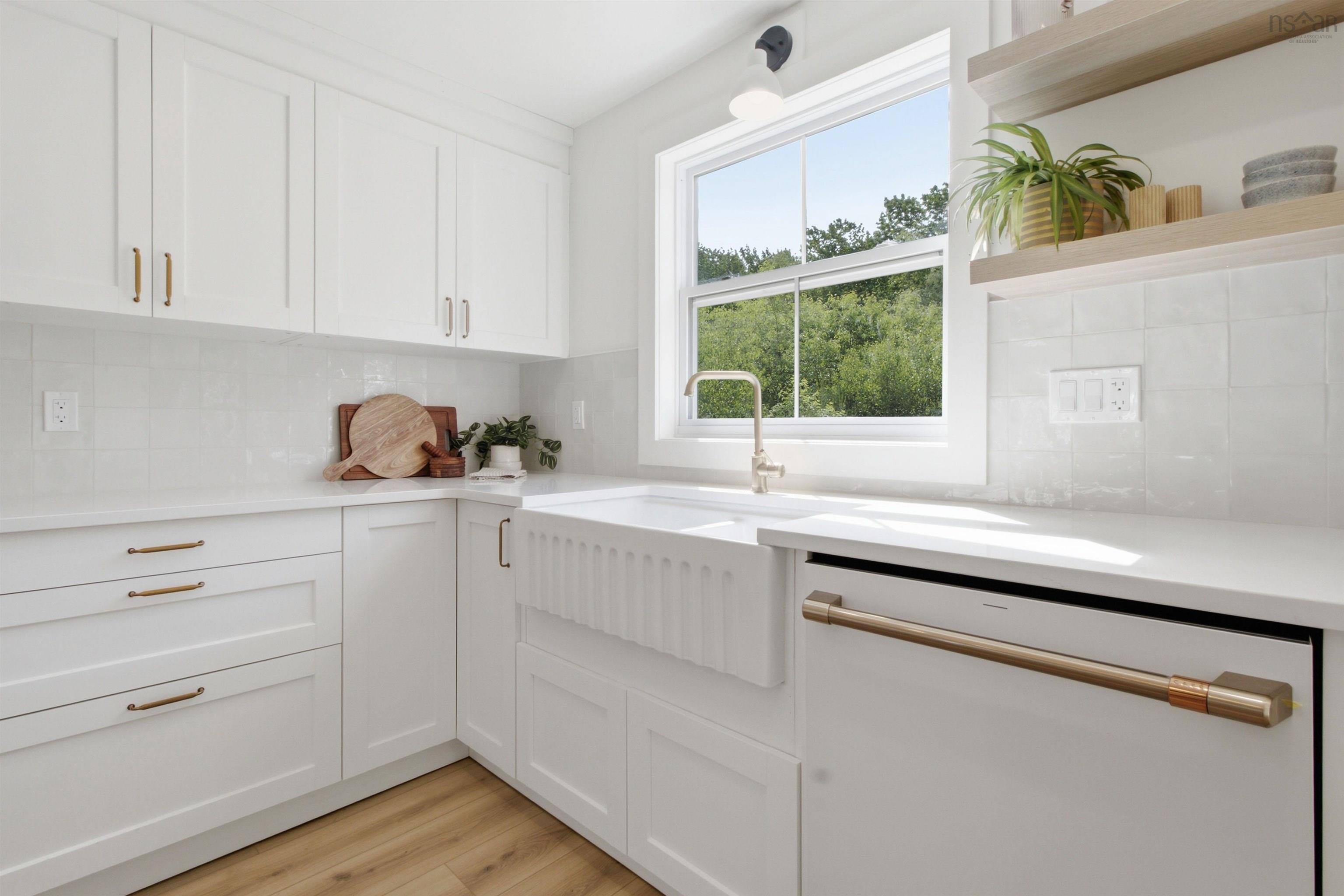 $559,900.00: 178 Fairmont Street, Mahone Bay