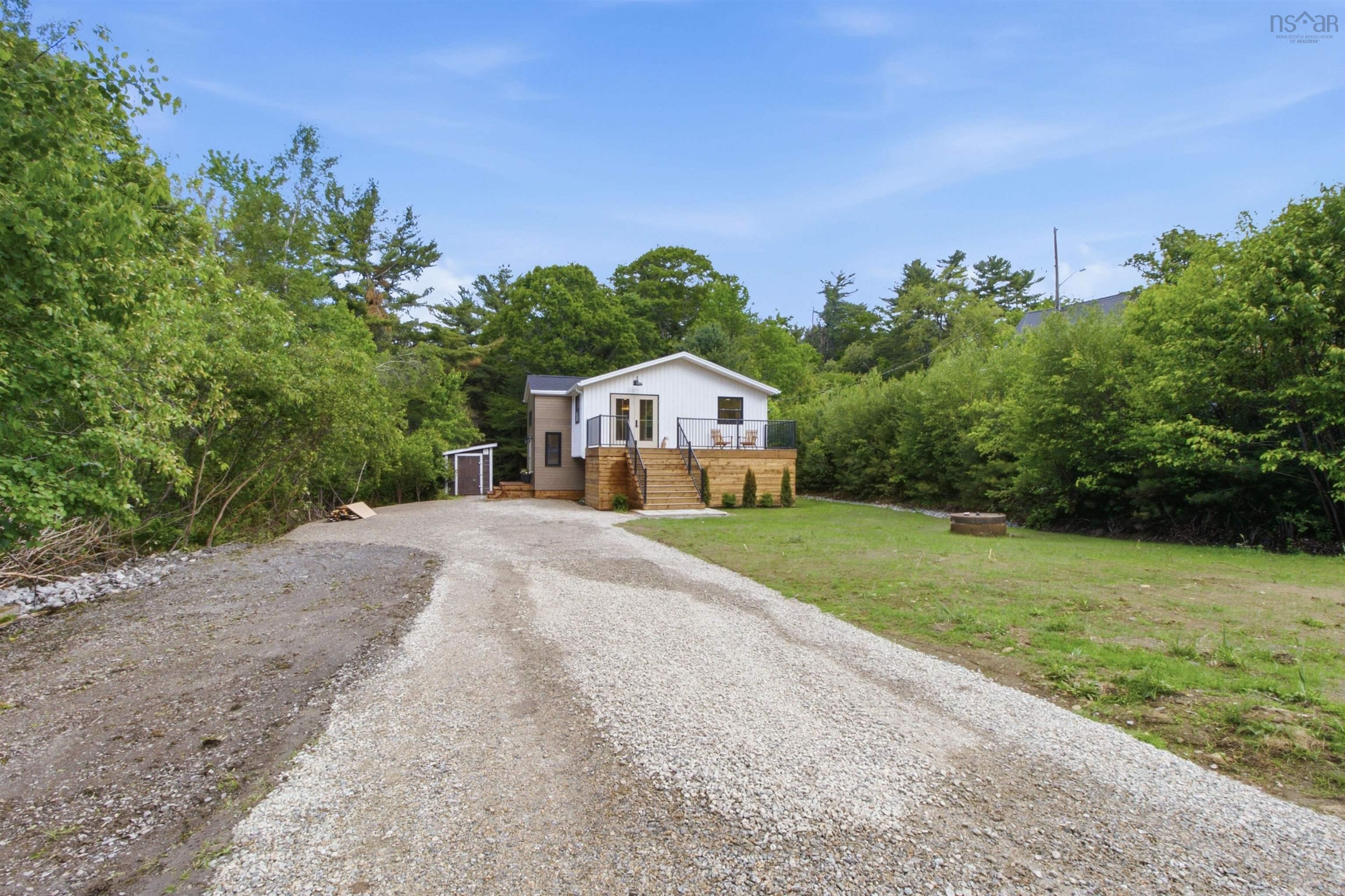 $559,900.00: 178 Fairmont Street, Mahone Bay
