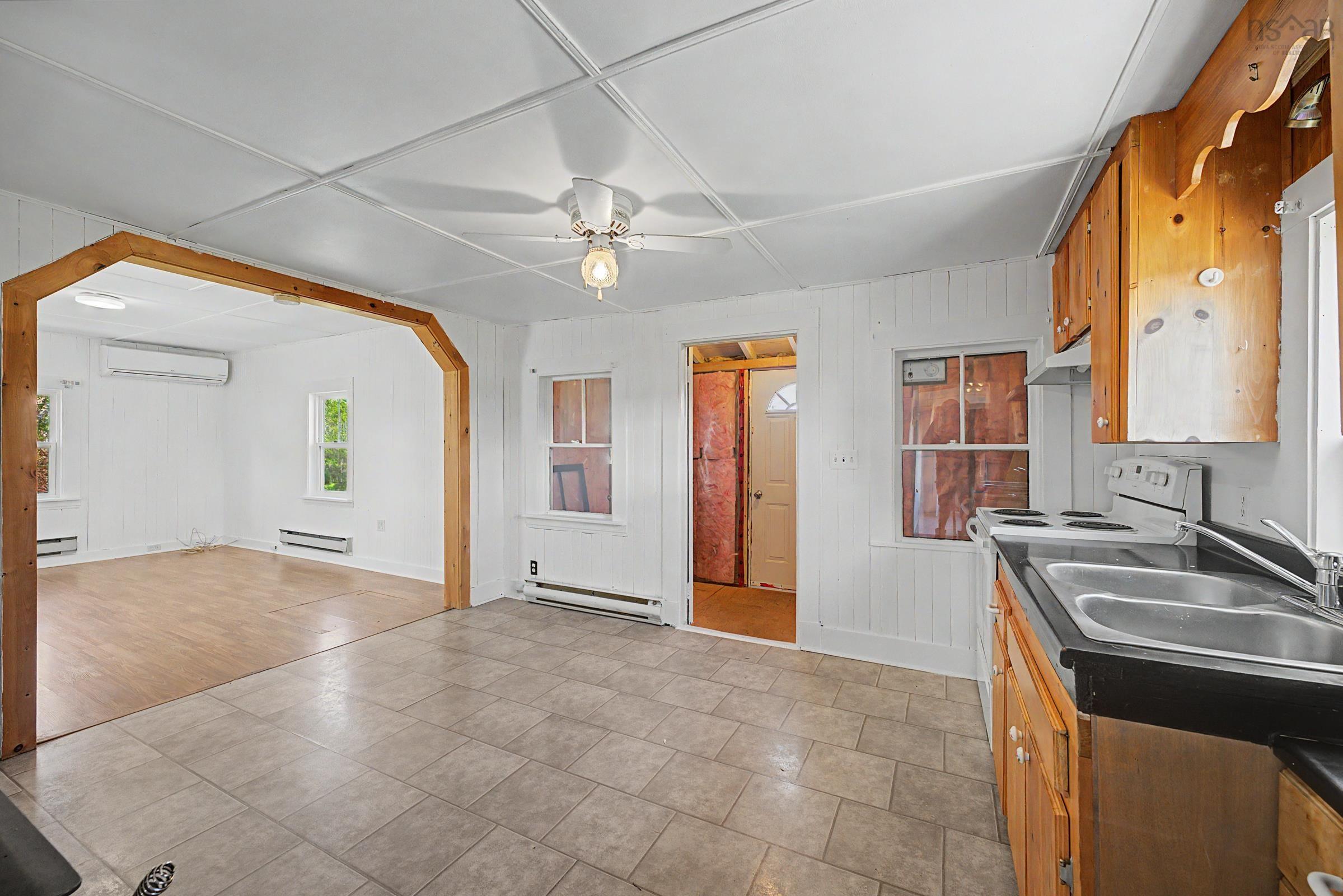 $165,000.00: 2012 Highway 340, Deerfield