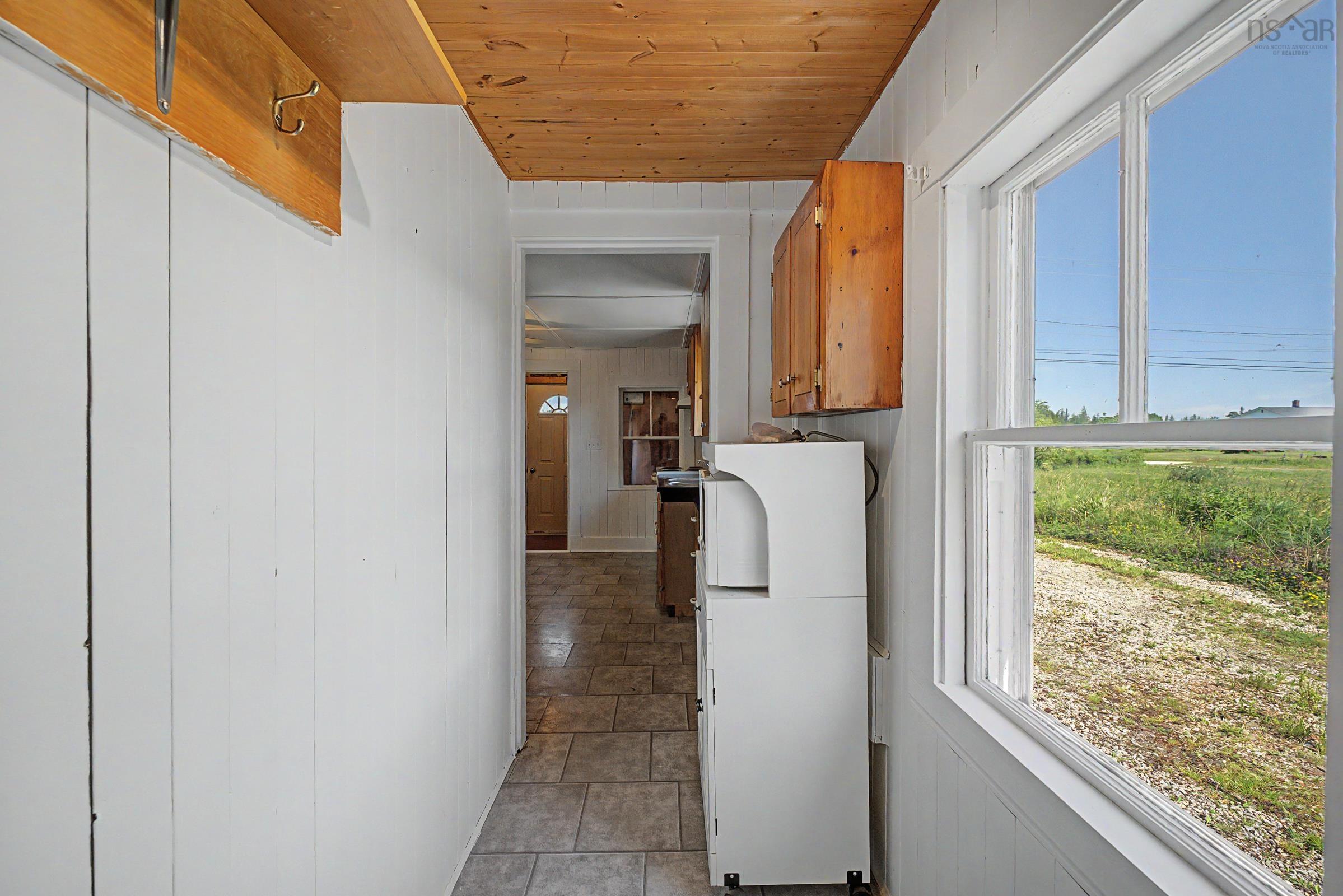 $165,000.00: 2012 Highway 340, Deerfield
