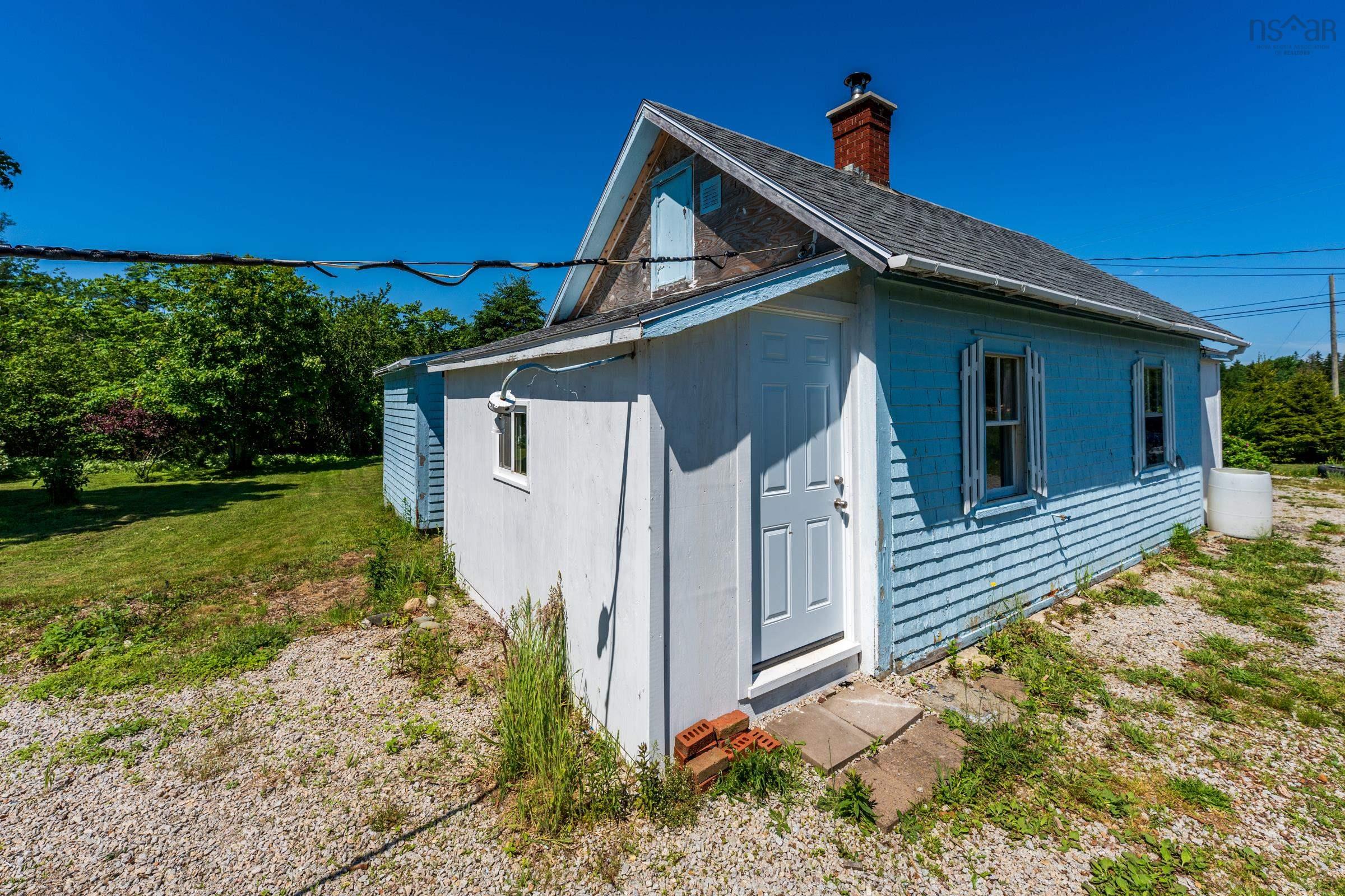 $165,000.00: 2012 Highway 340, Deerfield