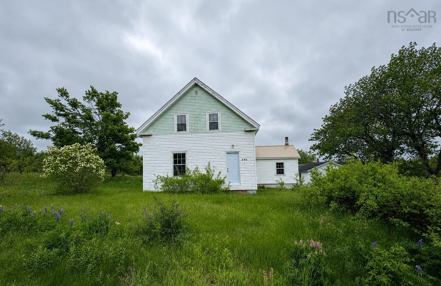 $149,900.00: 592 Highway 215, East Walton