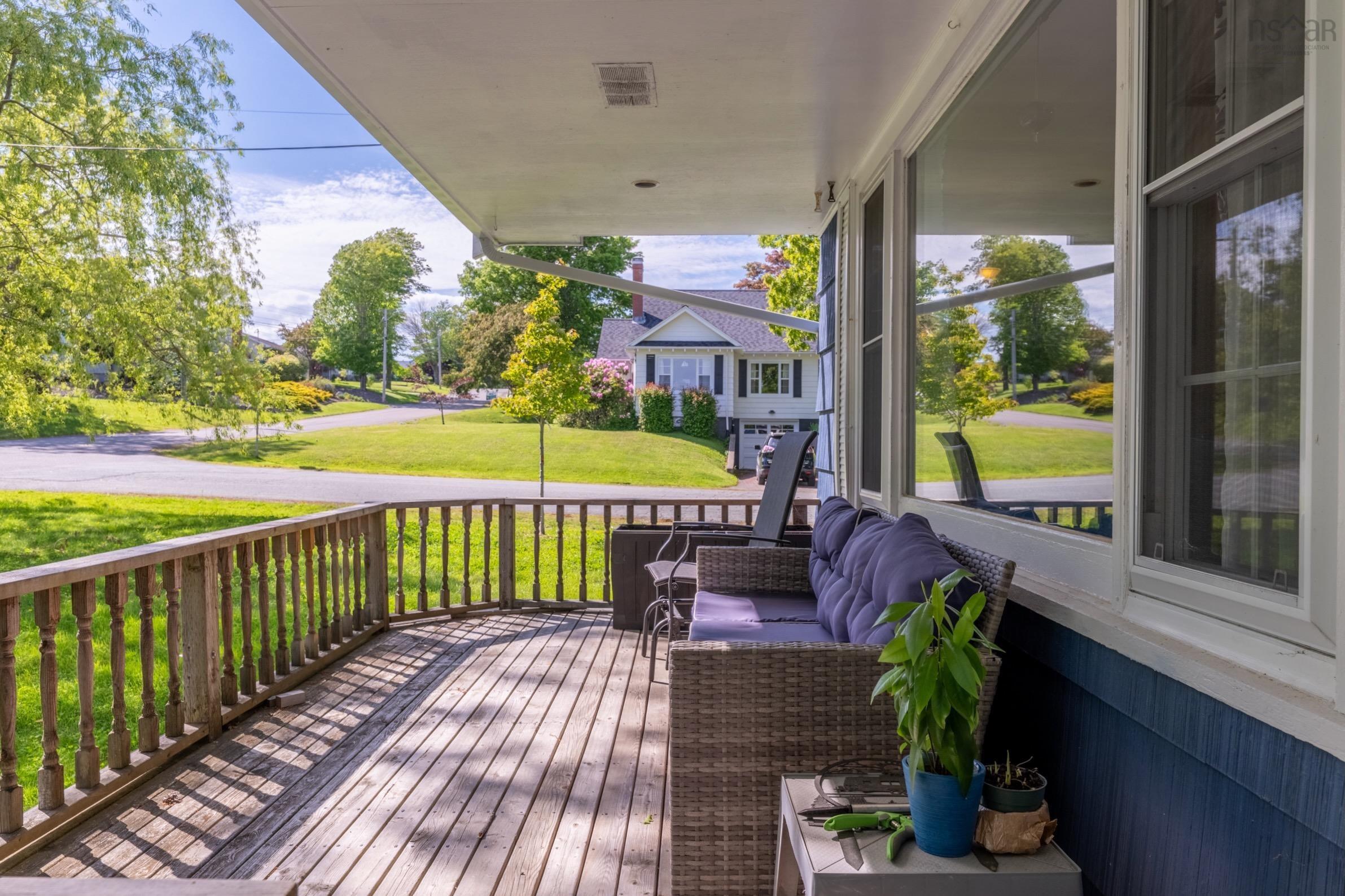 $499,000.00: 110 Brook Street, Lunenburg