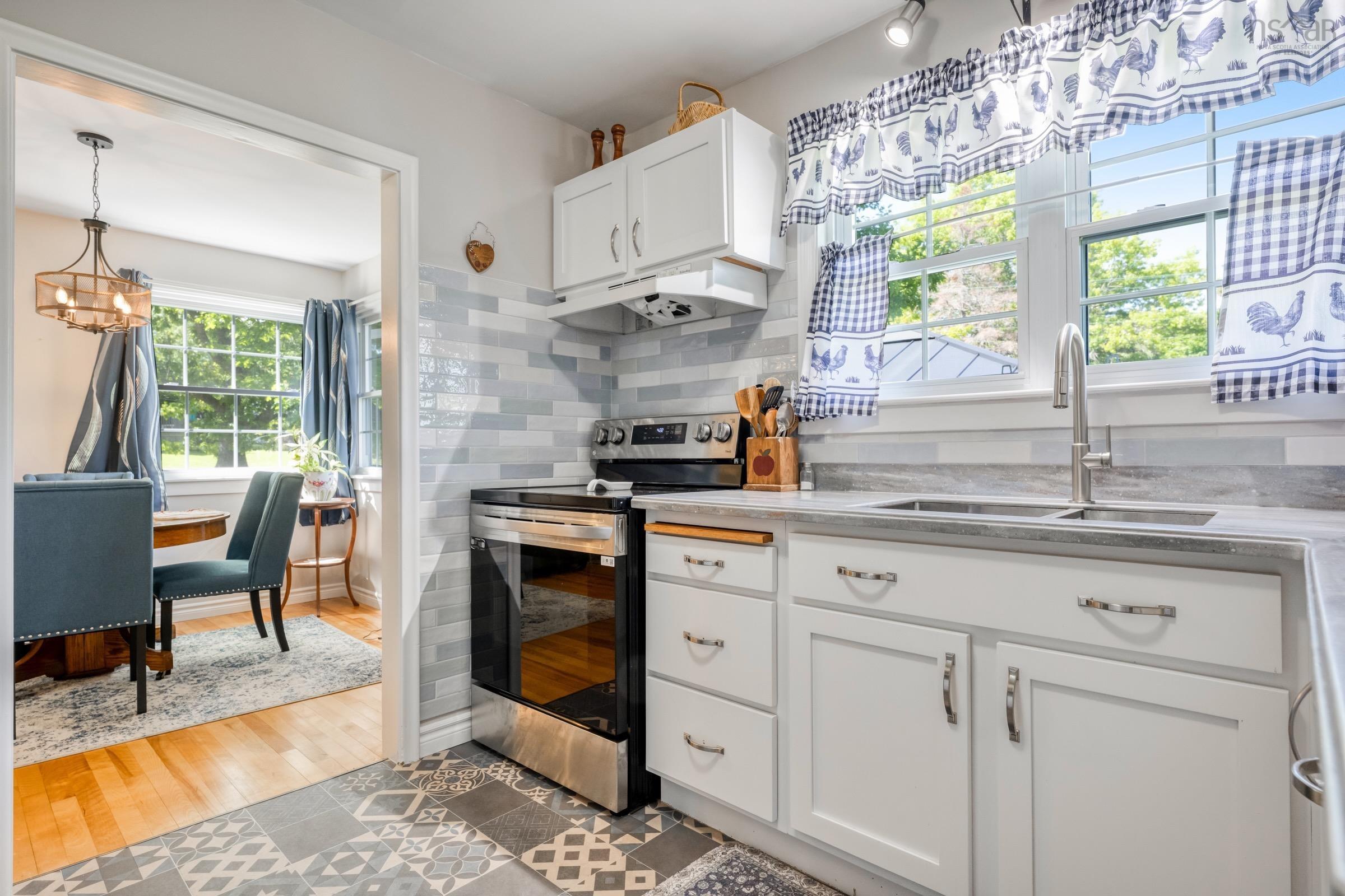$499,000.00: 110 Brook Street, Lunenburg
