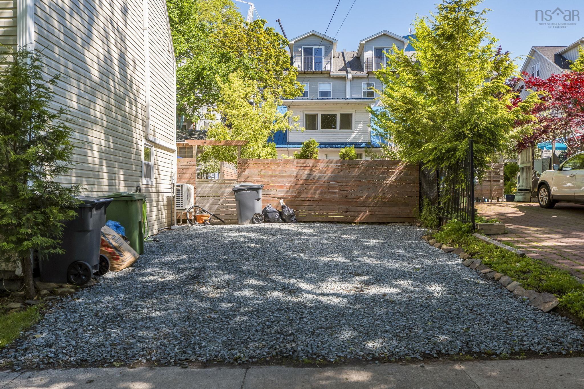 34 Fairbanks Street, Dartmouth, NS (MLS 202614911)