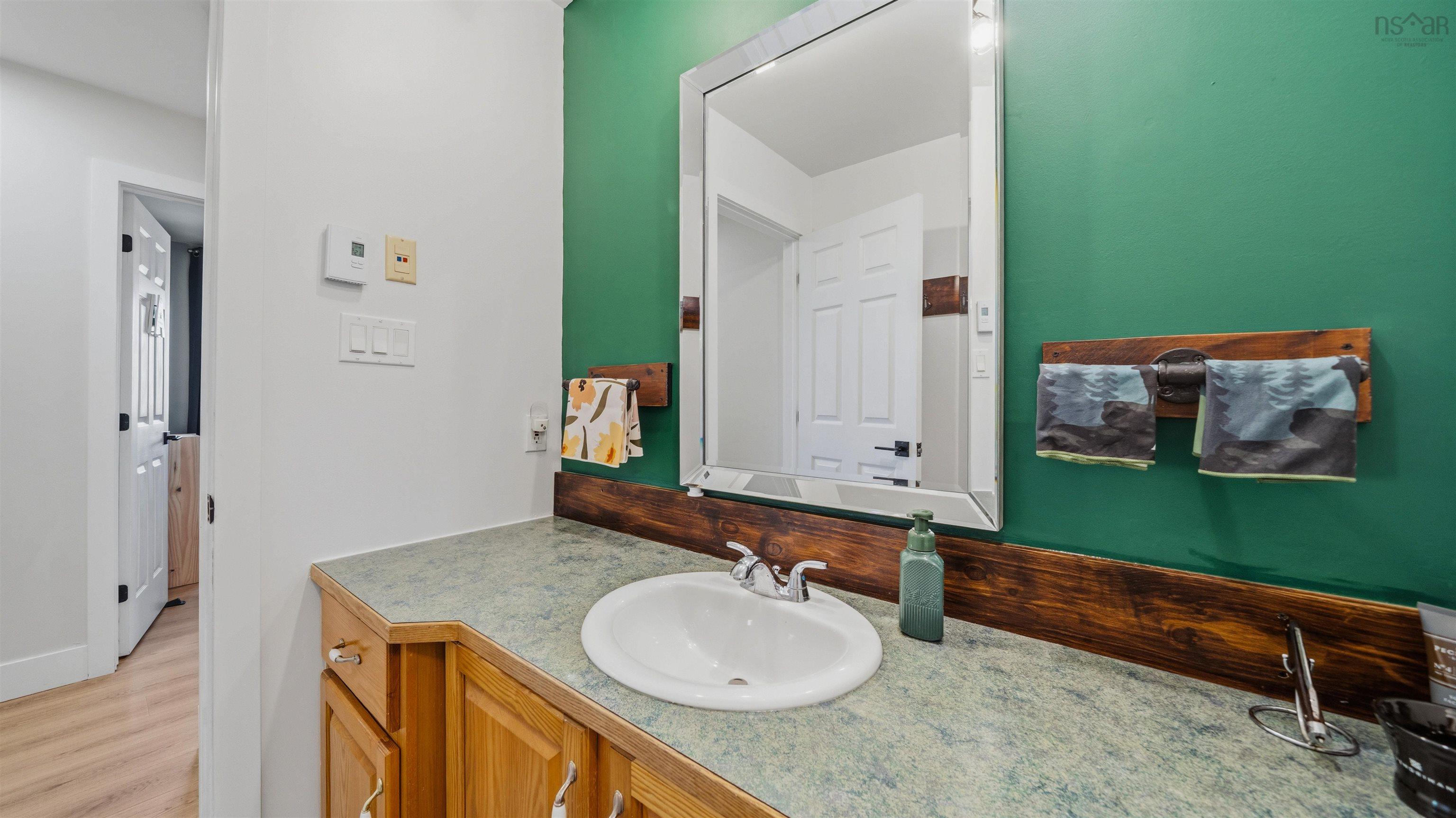 42 Oceanbreeze Avenue, Herring Cove, NS (MLS 202614913)