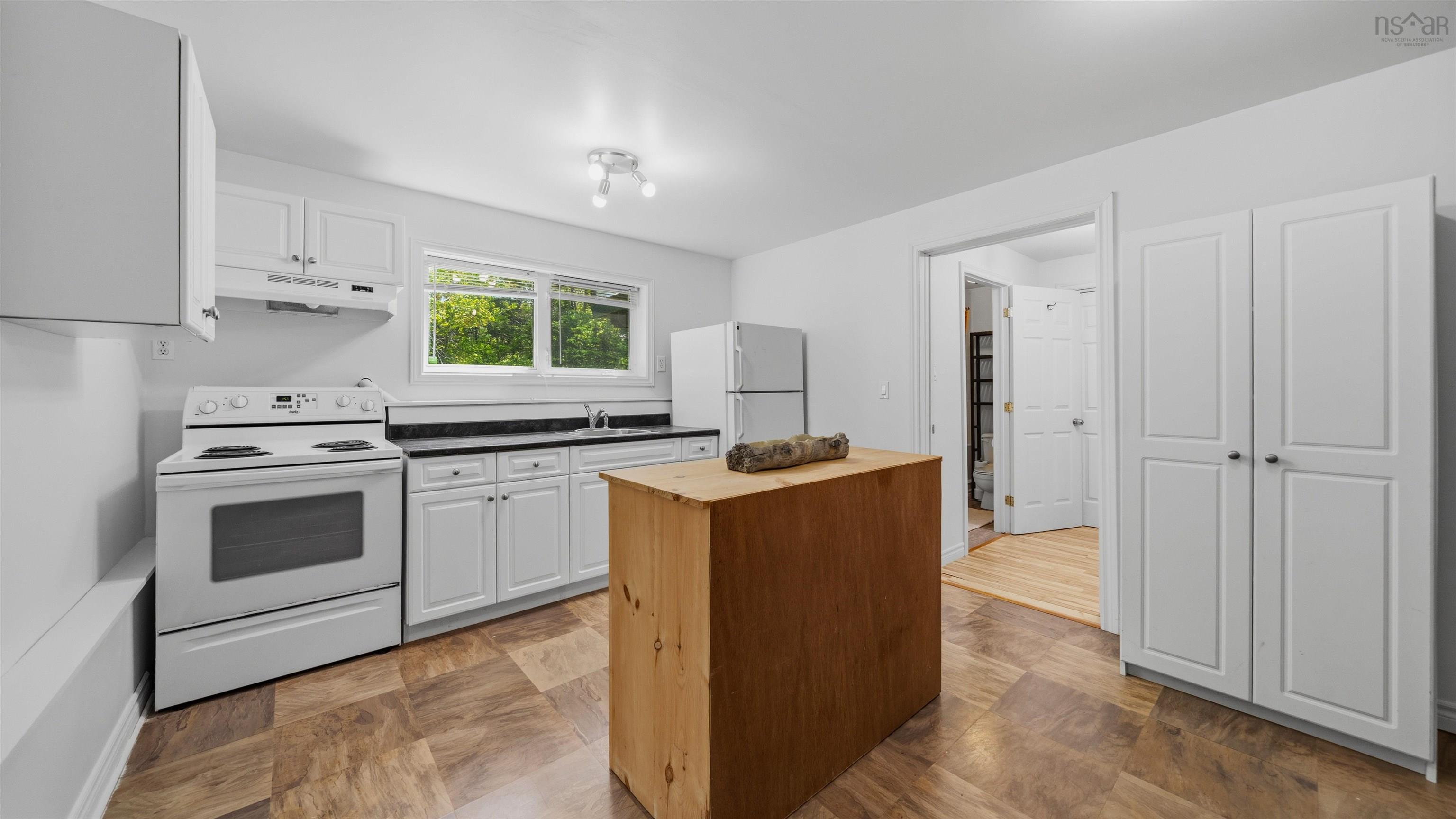 42 Oceanbreeze Avenue, Herring Cove, NS (MLS 202614913)