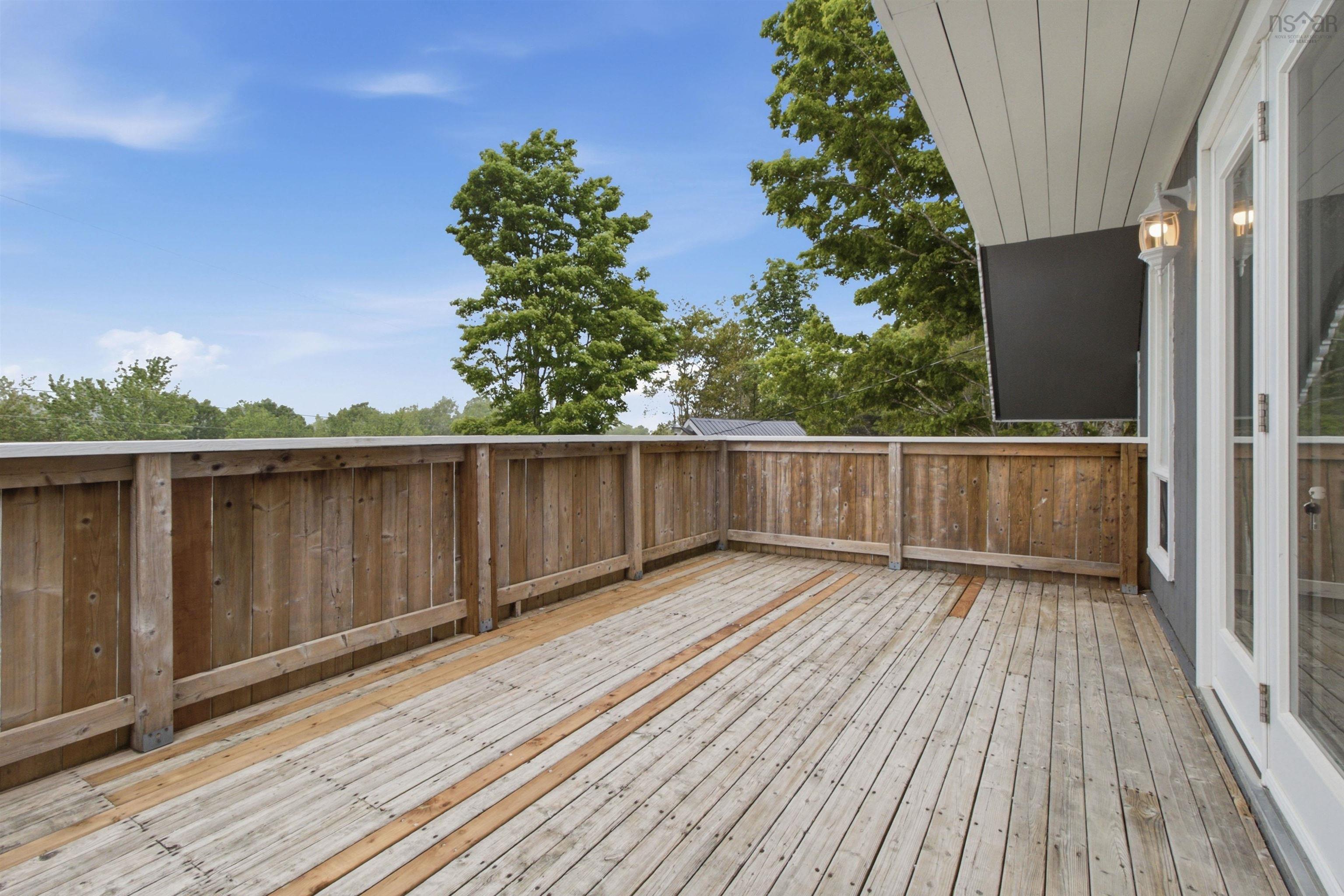 $369,900.00: 876 Highway 14 Highway, Upper Vaughan