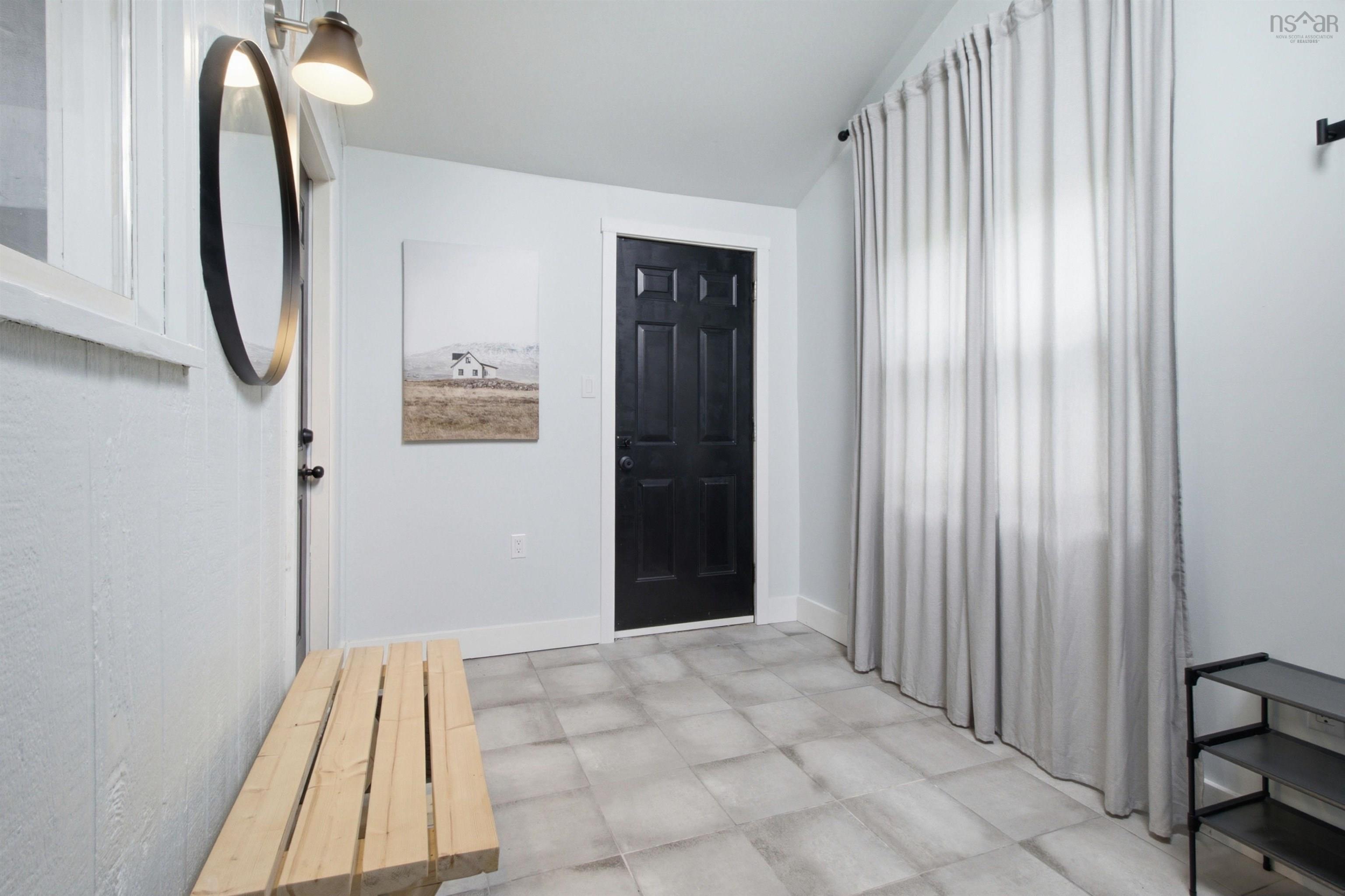 $369,900.00: 876 Highway 14 Highway, Upper Vaughan