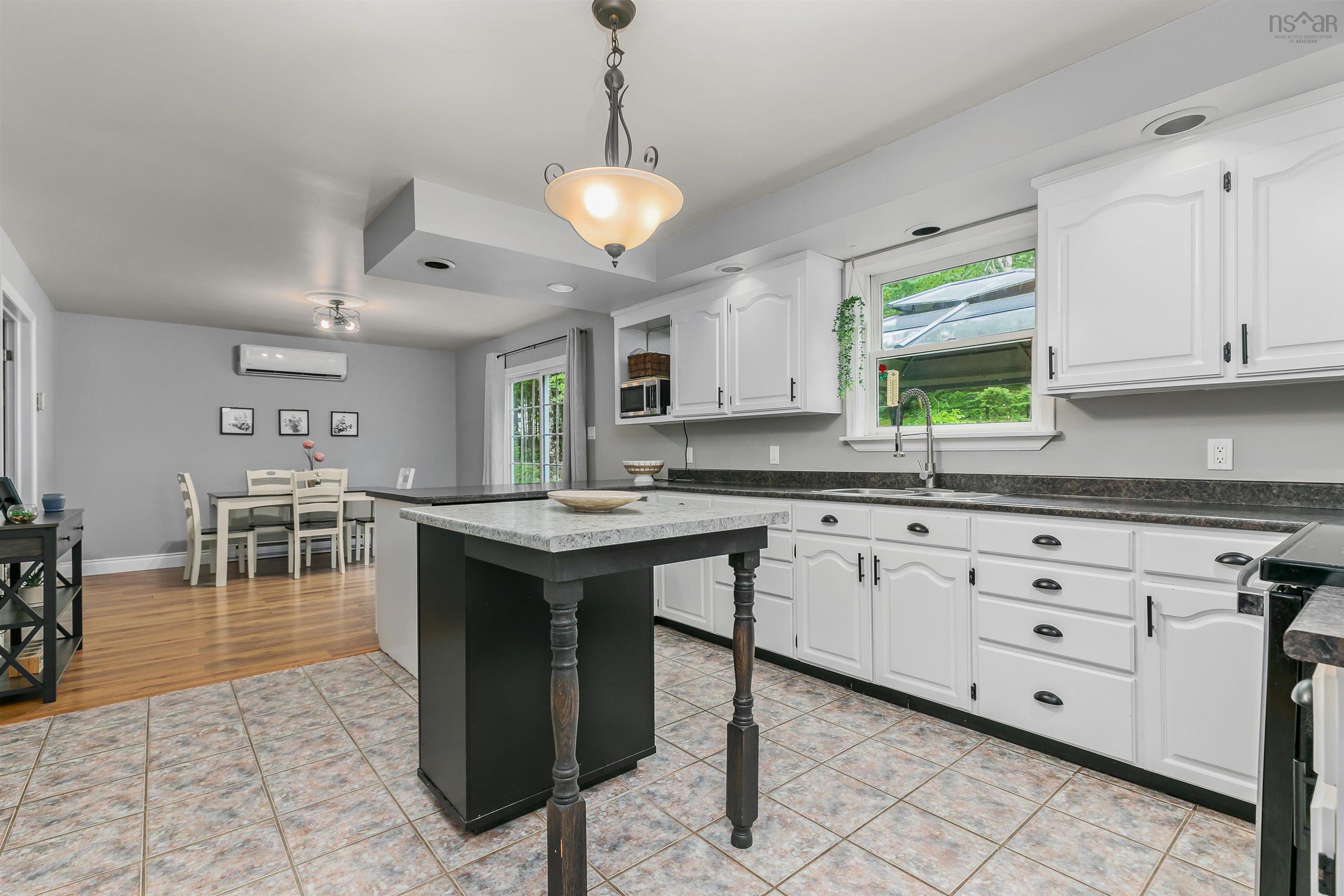 $549,900.00: 4 Beamish Road, Mount Uniacke
